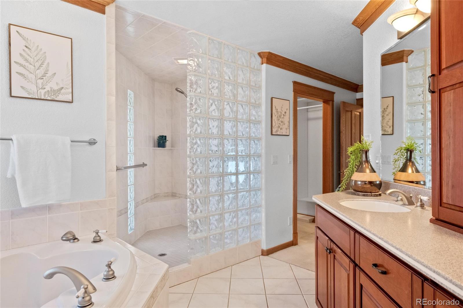 MLS Image #13 for 78  fairway lane,littleton, Colorado