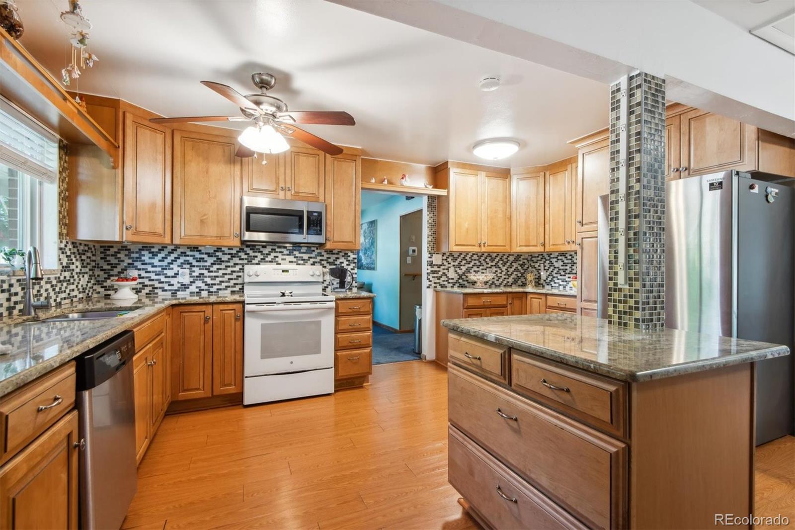 MLS Image #11 for 1922  graves court,northglenn, Colorado