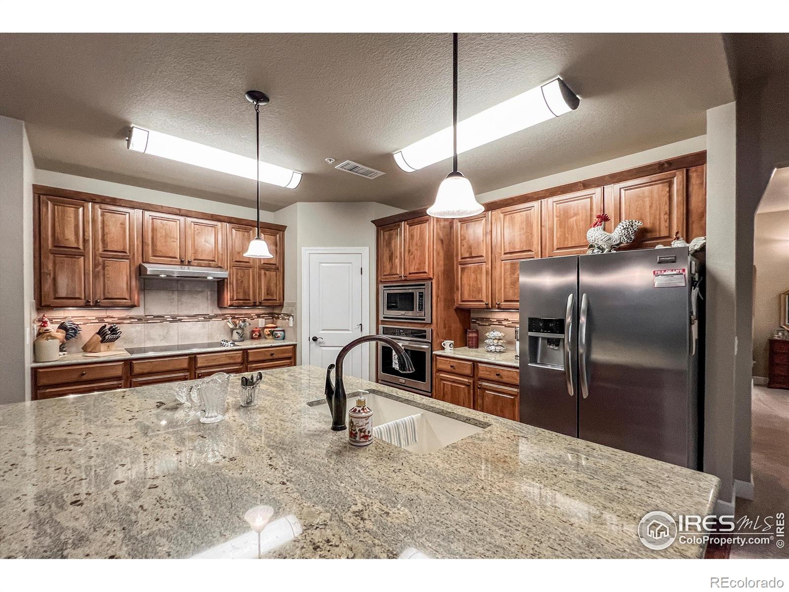 MLS Image #6 for 1379  charles drive,longmont, Colorado