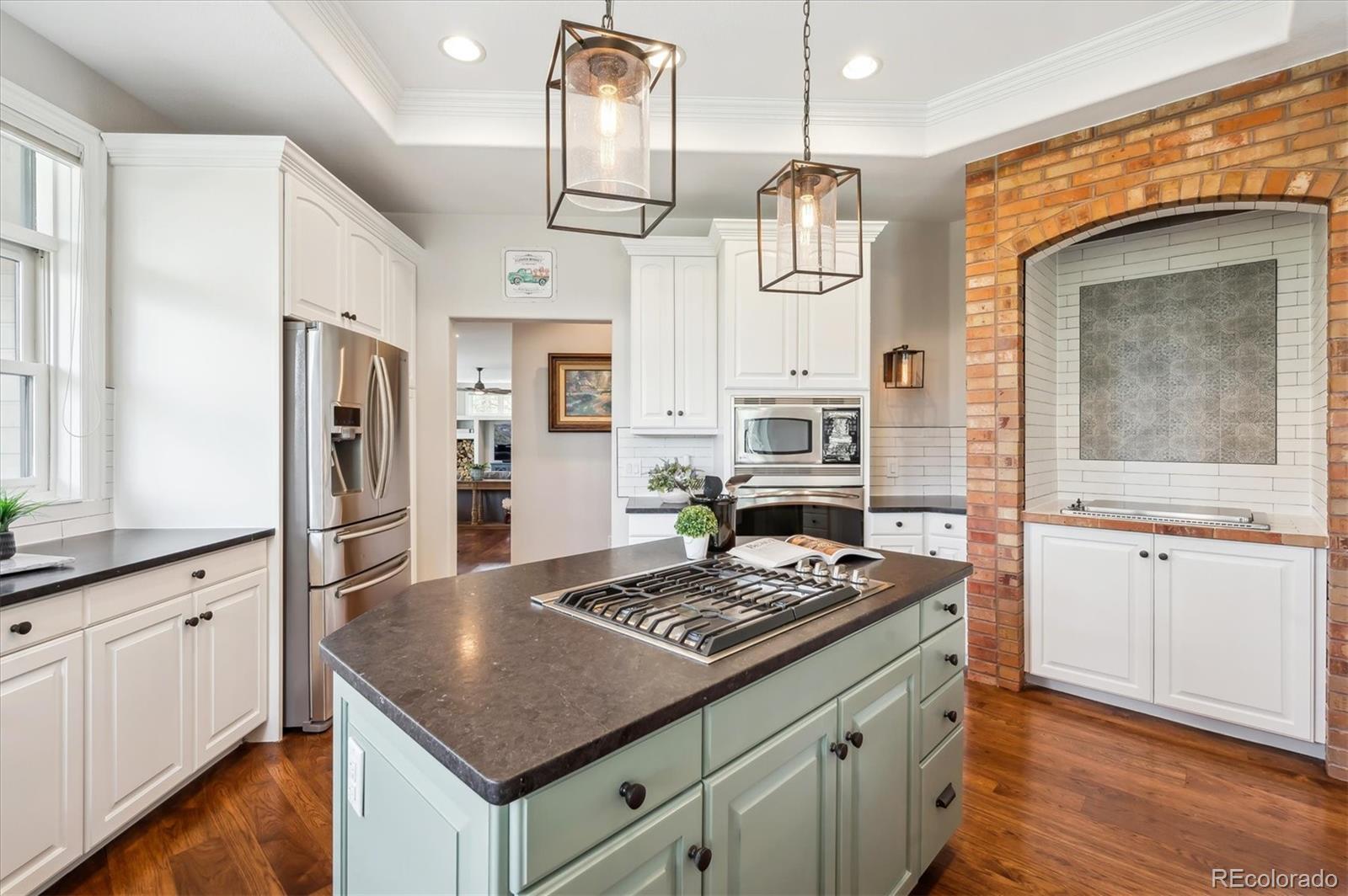 MLS Image #12 for 20496  stonewood trail,morrison, Colorado