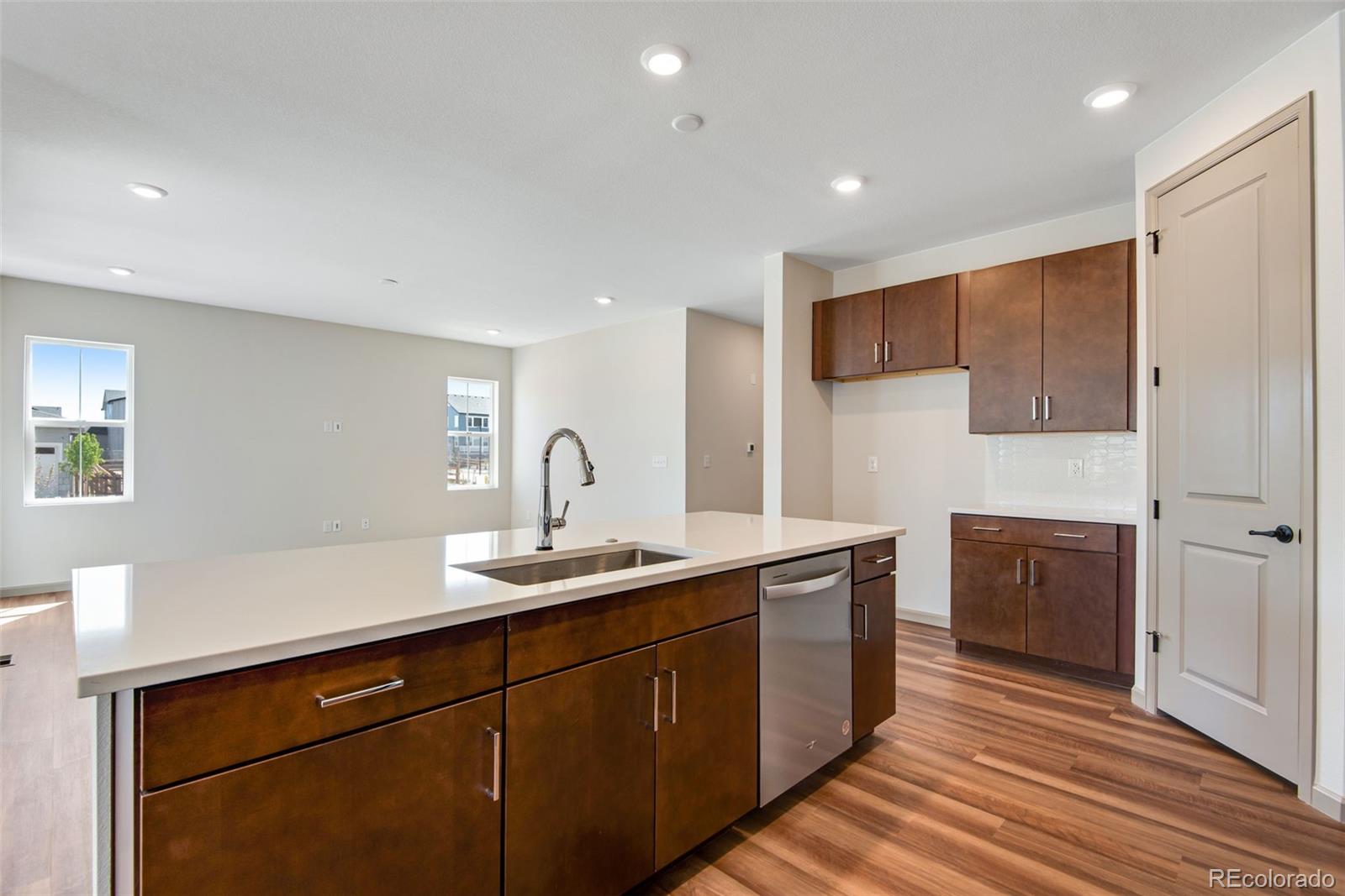 MLS Image #23 for 24593 e 34th avenue,aurora, Colorado