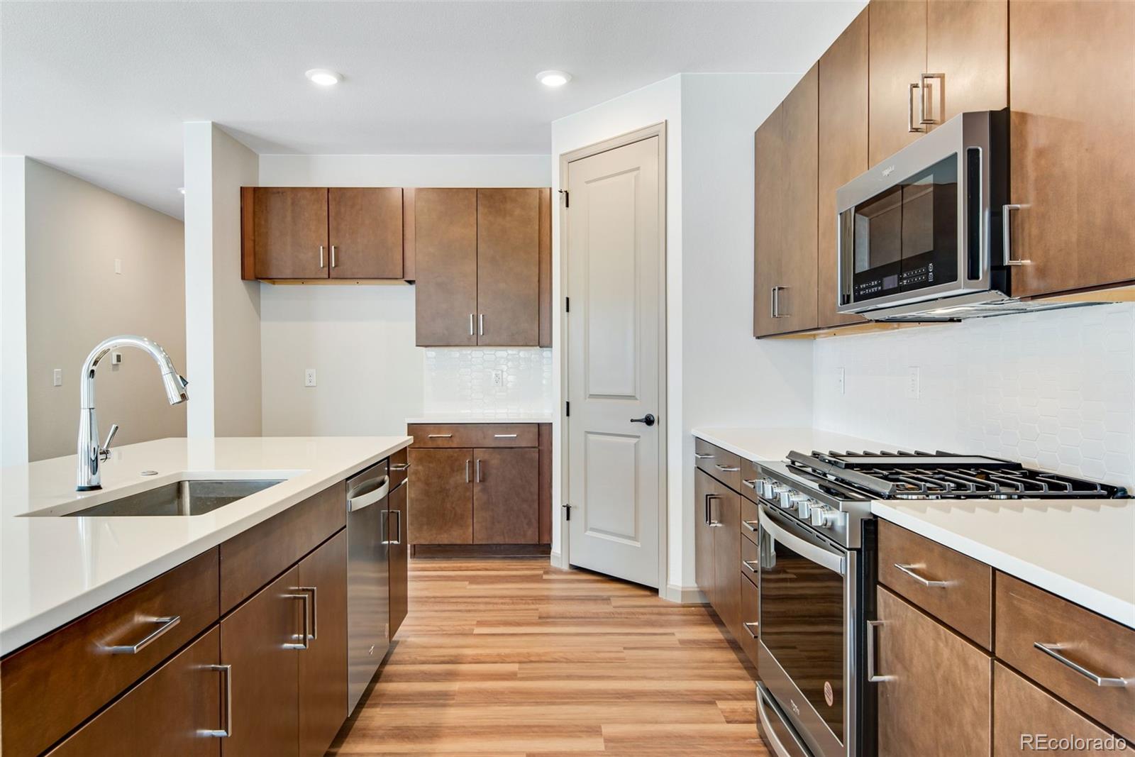 MLS Image #26 for 24593 e 34th avenue,aurora, Colorado