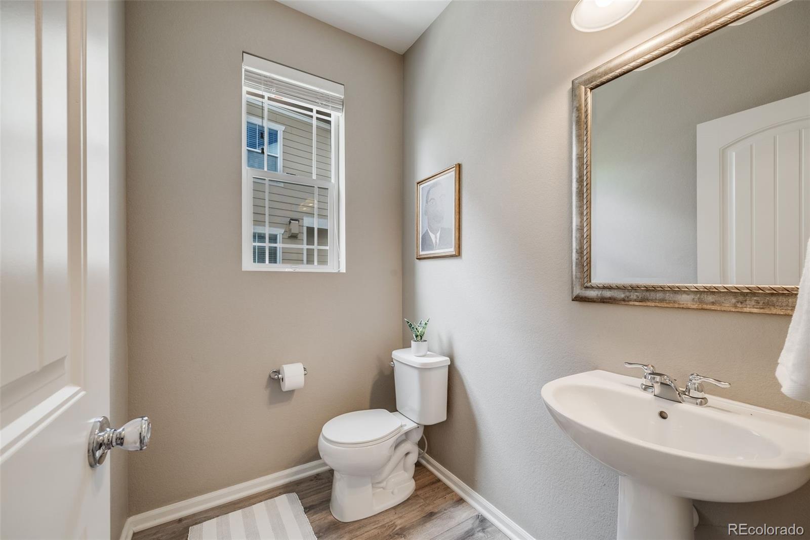 MLS Image #19 for 2820  macon way,denver, Colorado