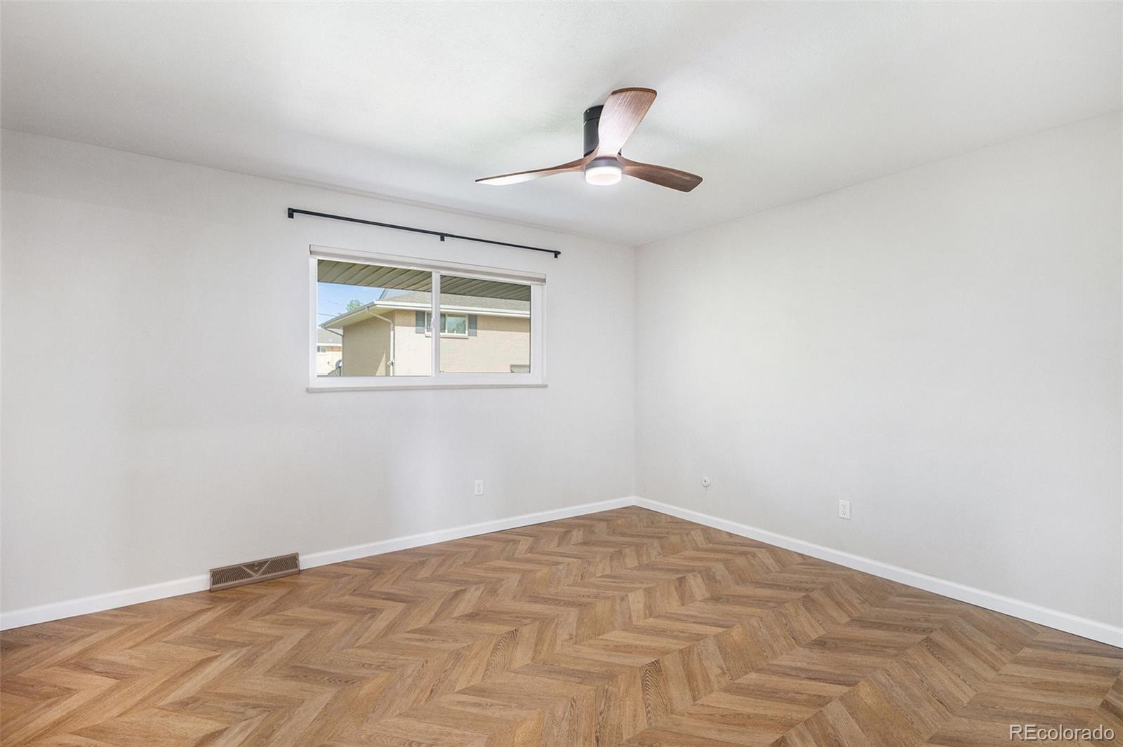 MLS Image #13 for 9272 e mansfield avenue,denver, Colorado