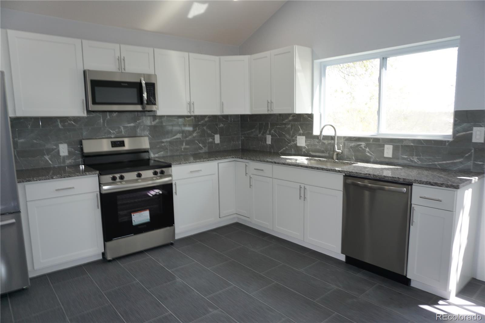 MLS Image #8 for 8832  lipan street,thornton, Colorado