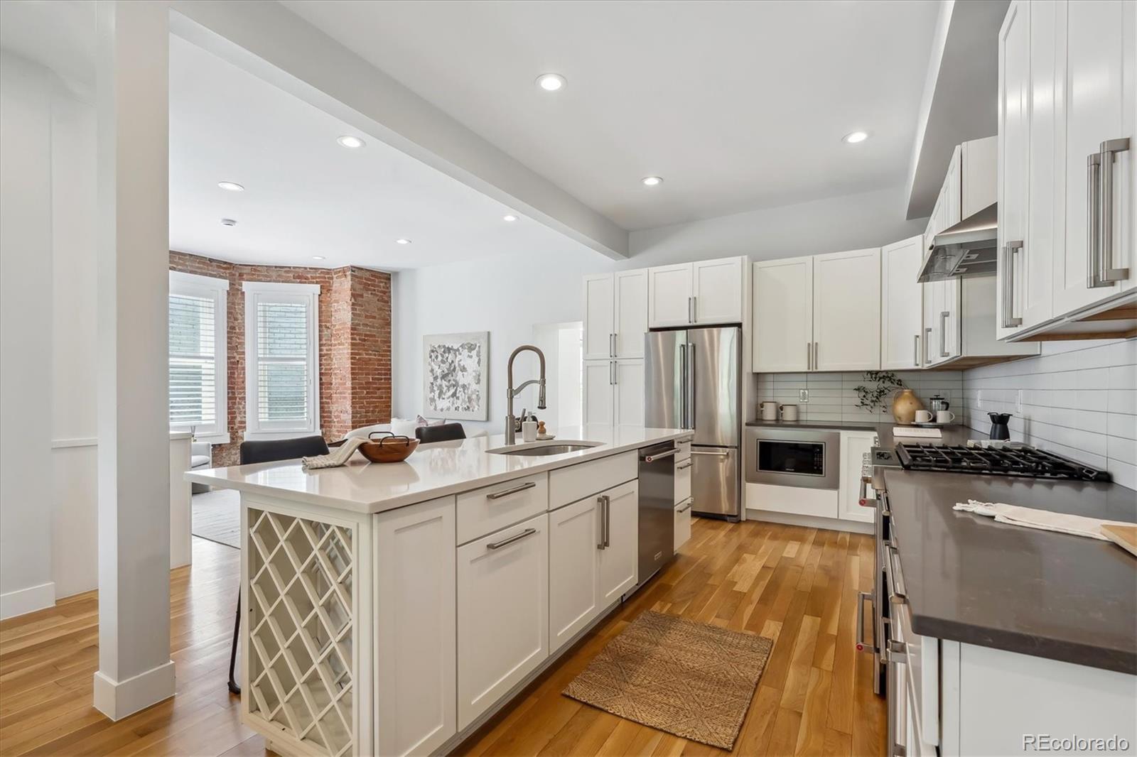 MLS Image #3 for 1016  31st street,denver, Colorado