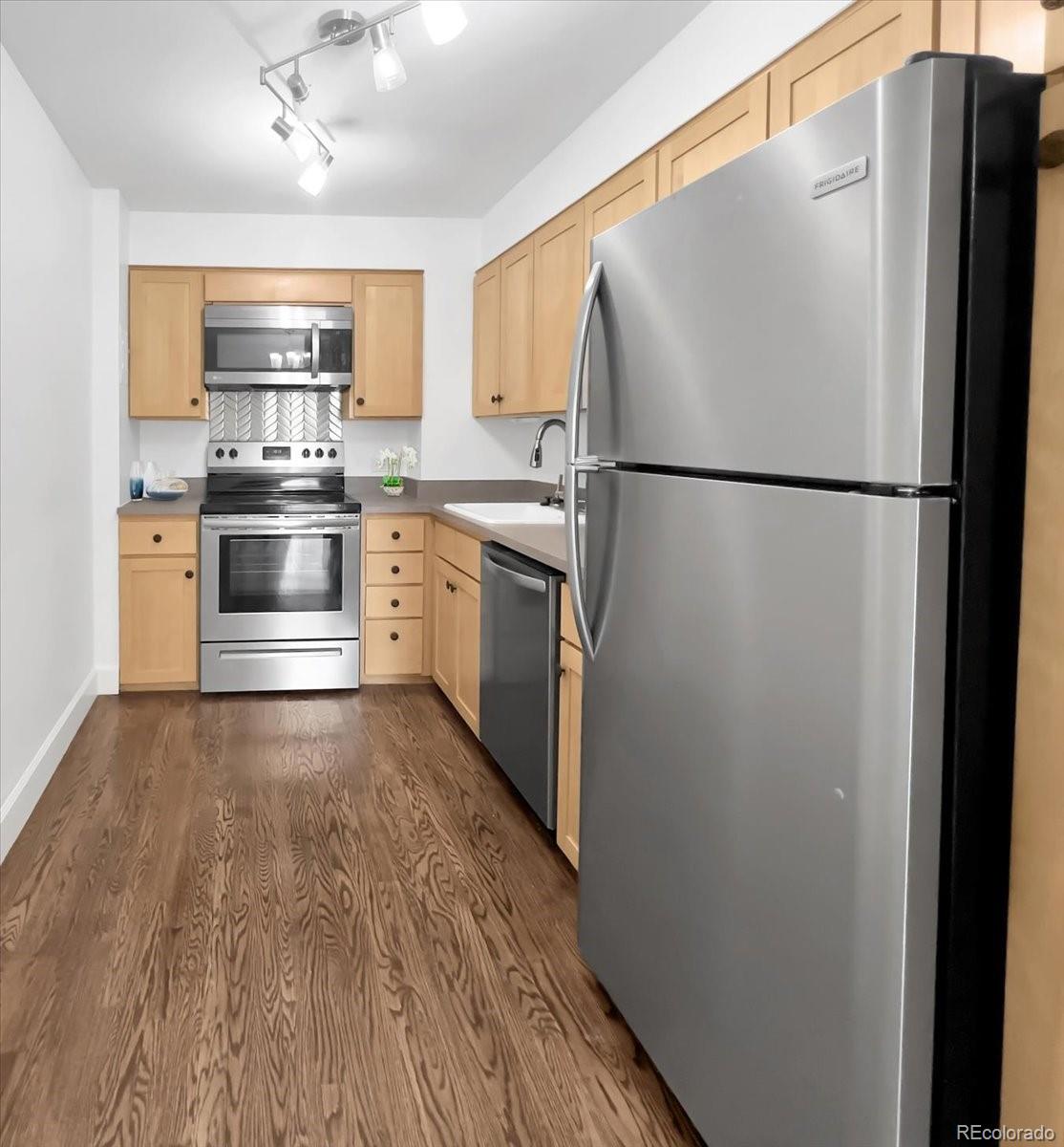 MLS Image #12 for 480 s marion parkway,denver, Colorado