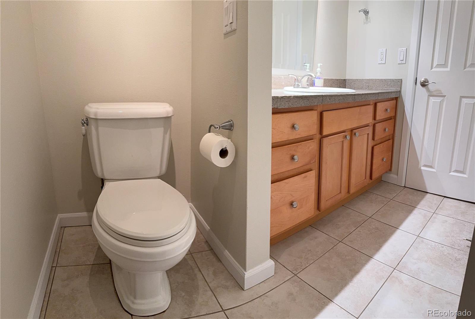 MLS Image #3 for 935 n pennsylvania street,denver, Colorado