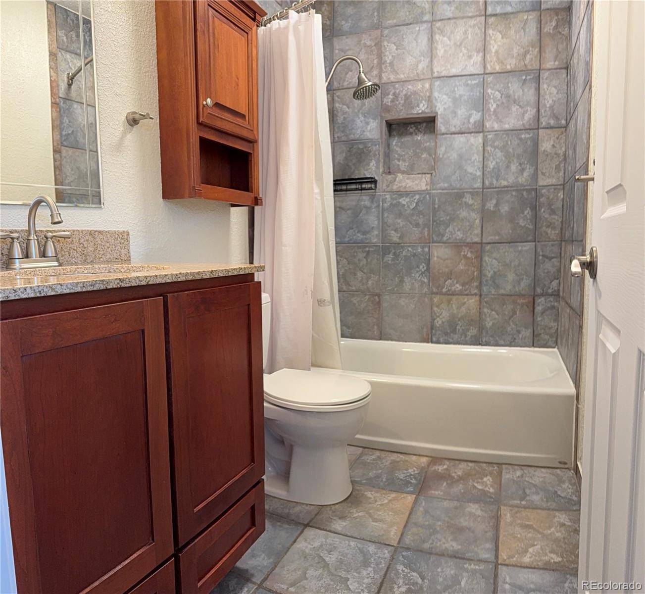 MLS Image #9 for 935 n pennsylvania street,denver, Colorado