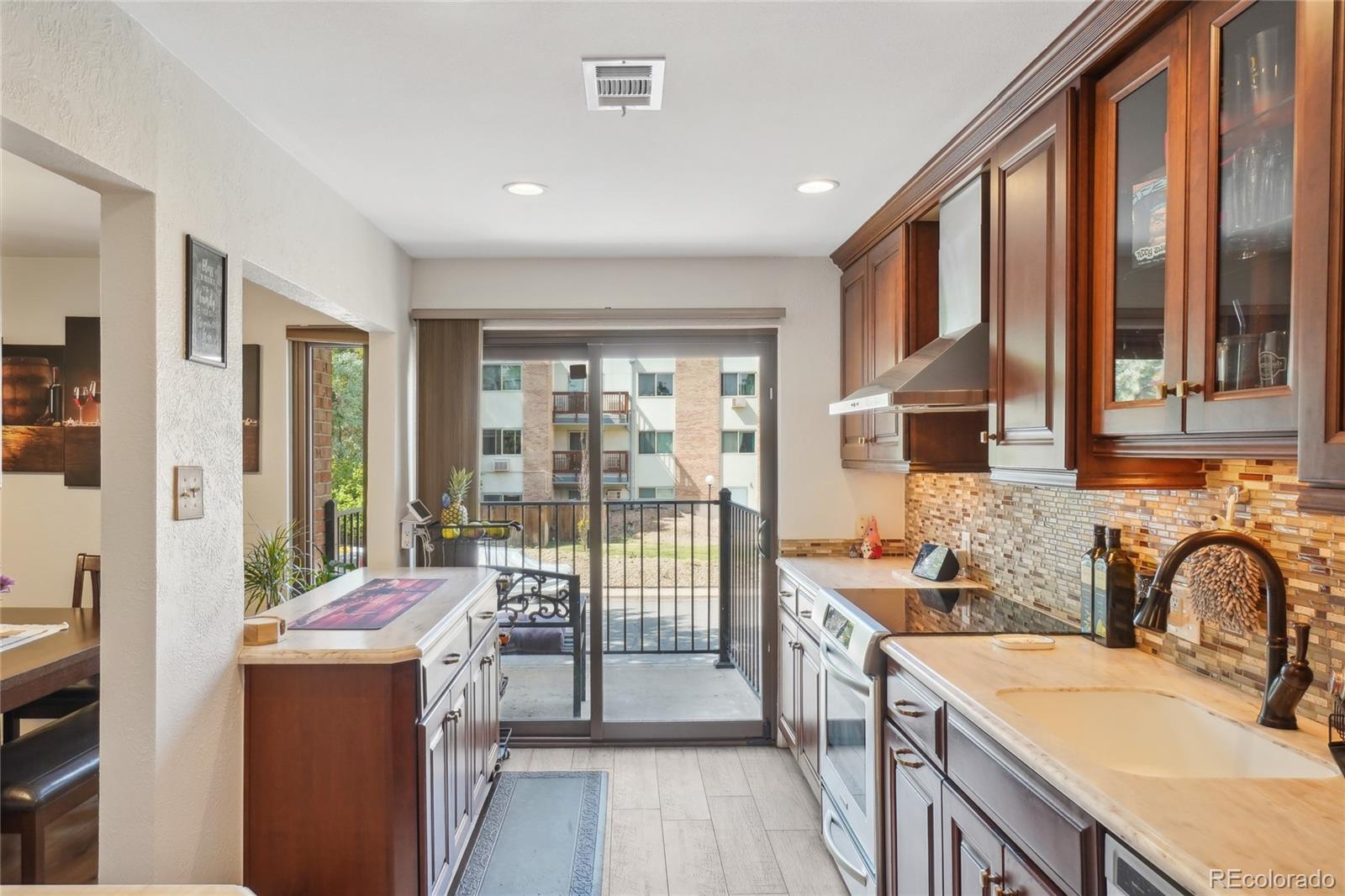 MLS Image #9 for 6462 e bates avenue,denver, Colorado
