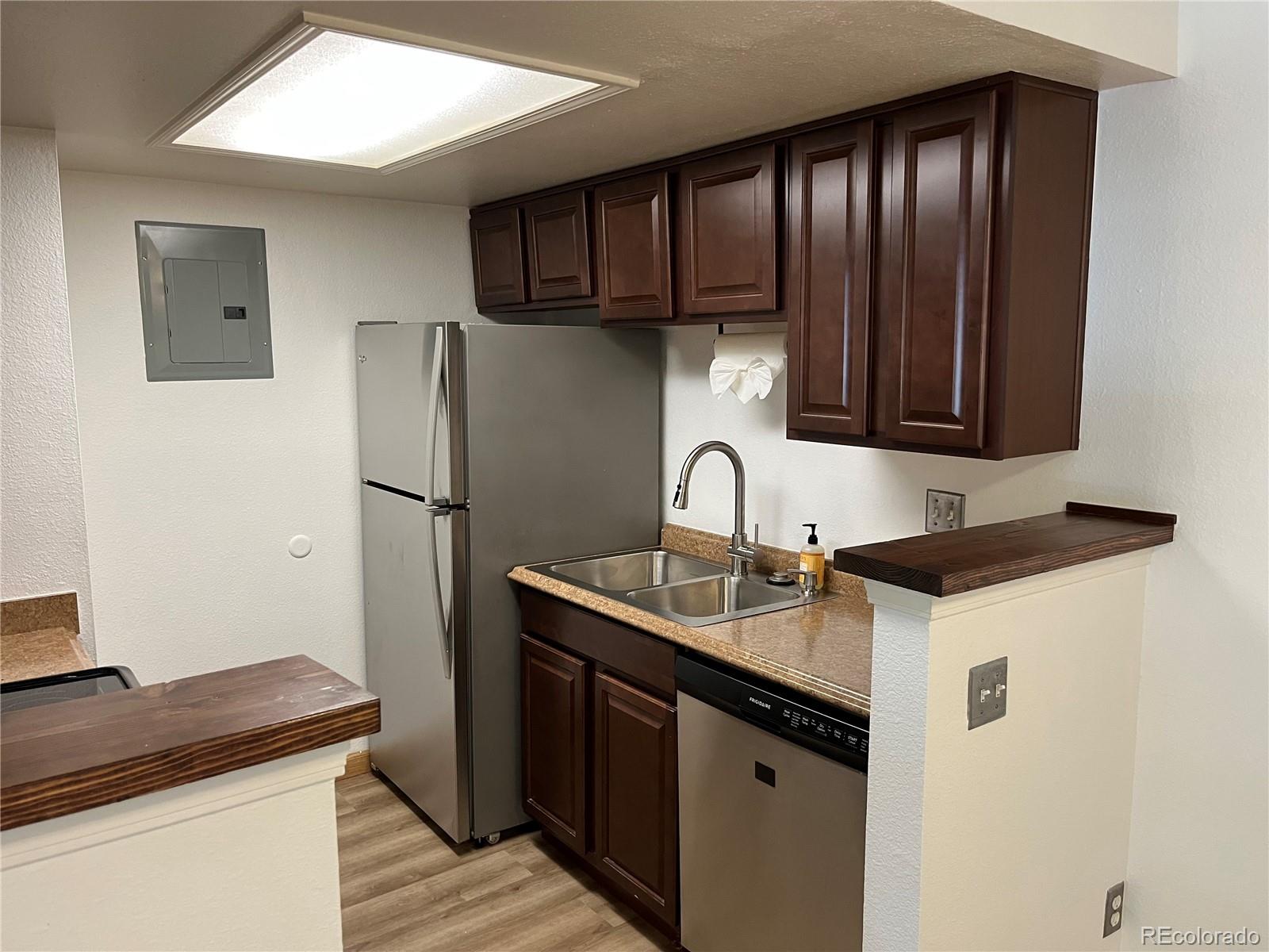 MLS Image #4 for 8555  fairmount drive,denver, Colorado