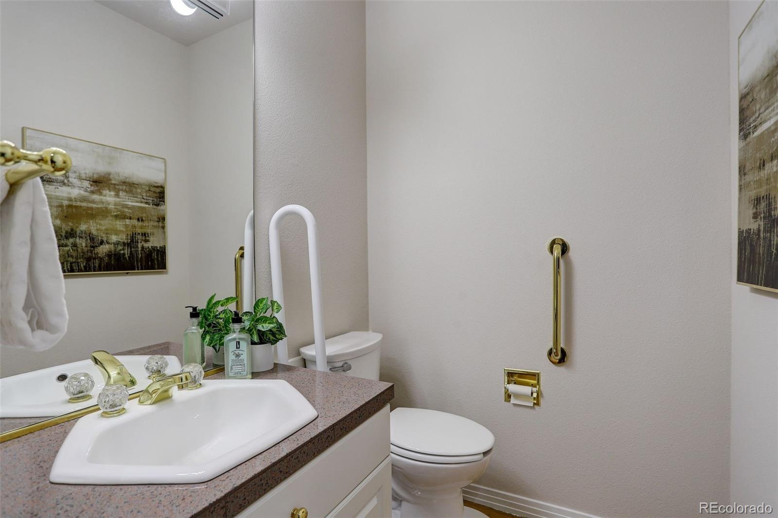 MLS Image #18 for 490  jackson street,denver, Colorado