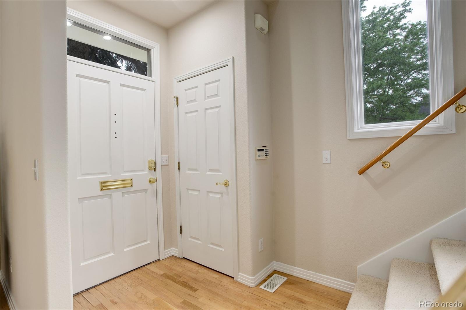 MLS Image #4 for 490  jackson street,denver, Colorado