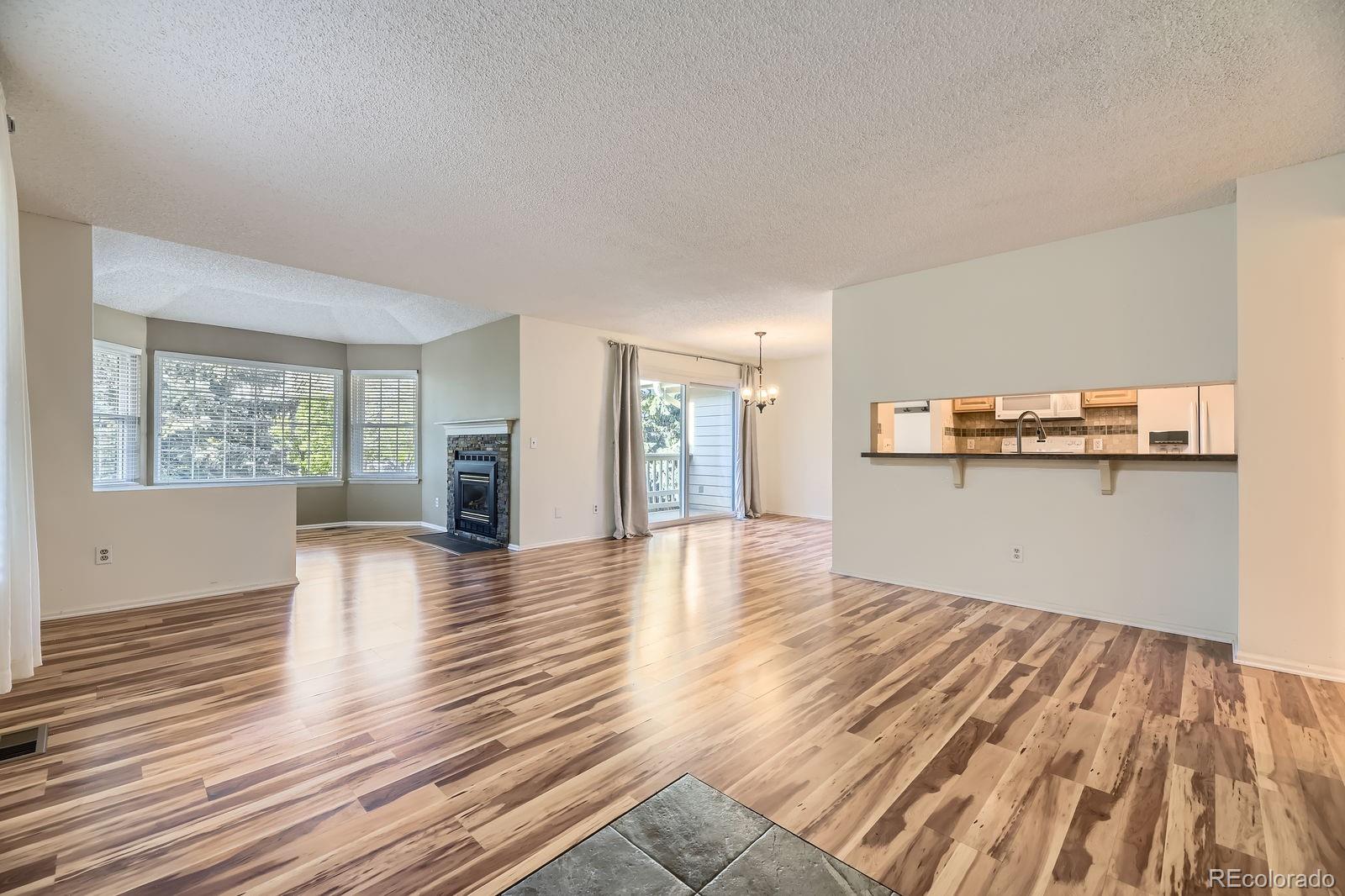 MLS Image #4 for 8208 s high court,centennial, Colorado