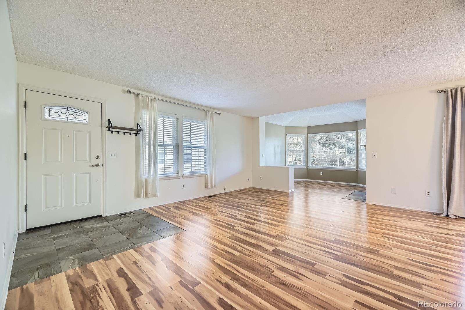 MLS Image #5 for 8208 s high court,centennial, Colorado