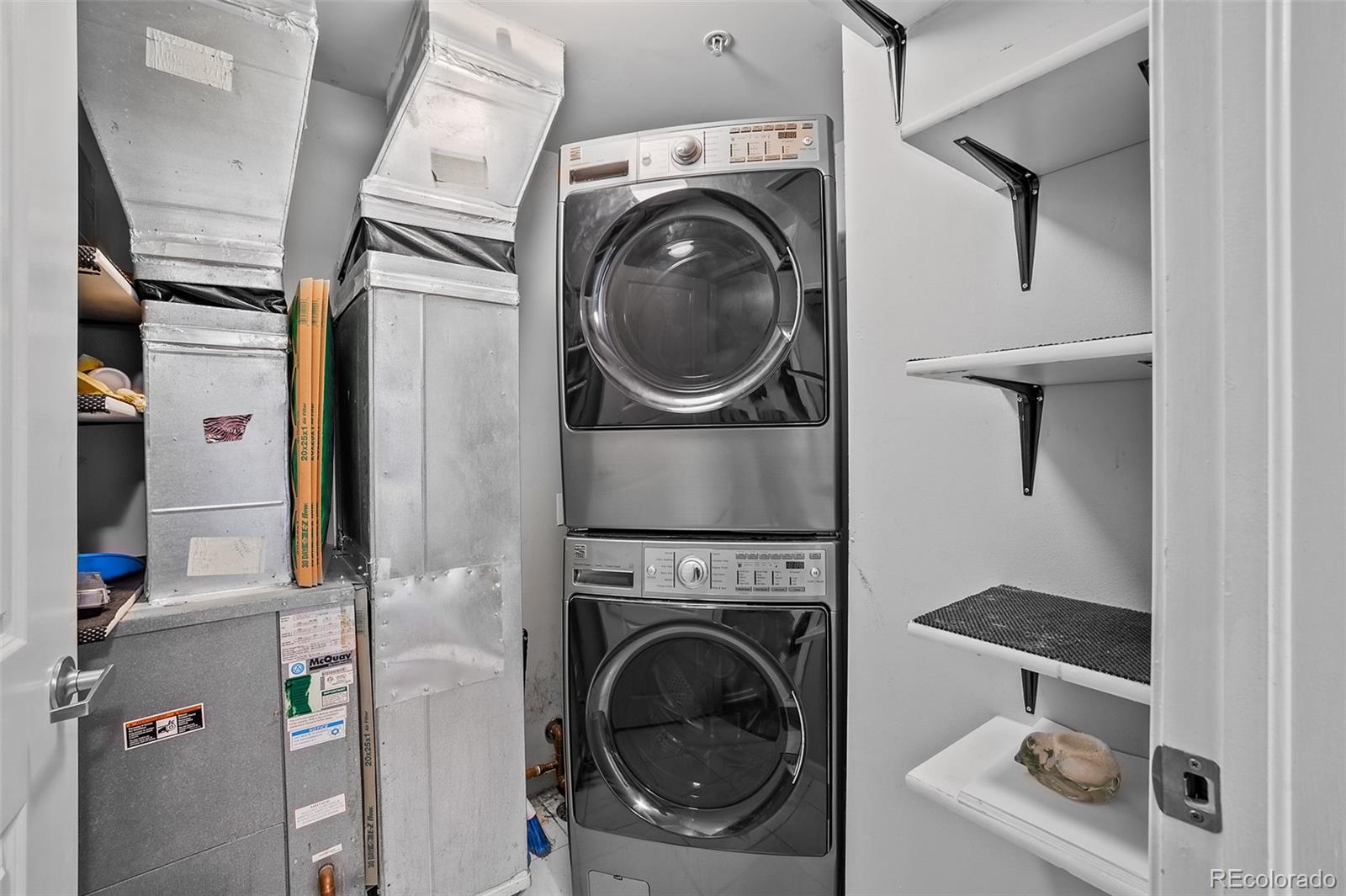 MLS Image #16 for 975 n lincoln street,denver, Colorado