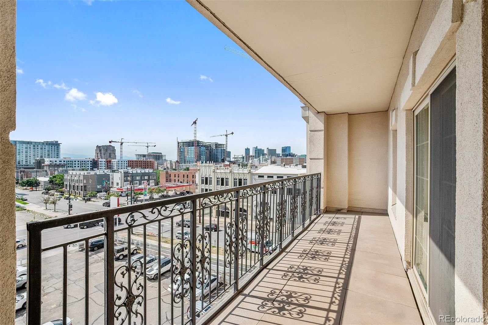 MLS Image #18 for 975 n lincoln street,denver, Colorado