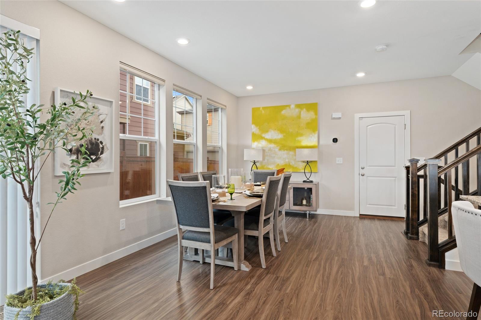 MLS Image #11 for 7602 s yakima court,aurora, Colorado