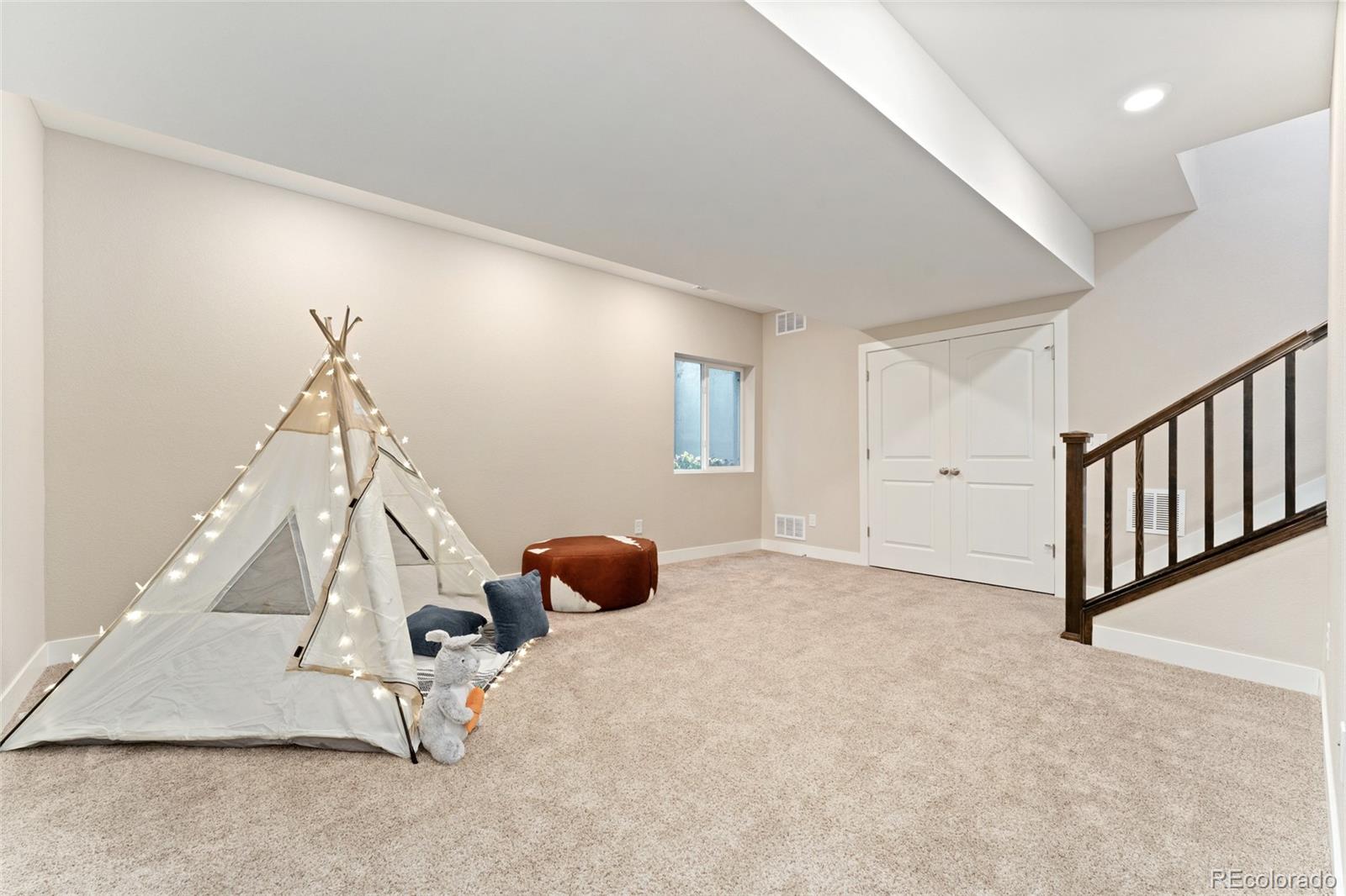 MLS Image #25 for 7602 s yakima court,aurora, Colorado