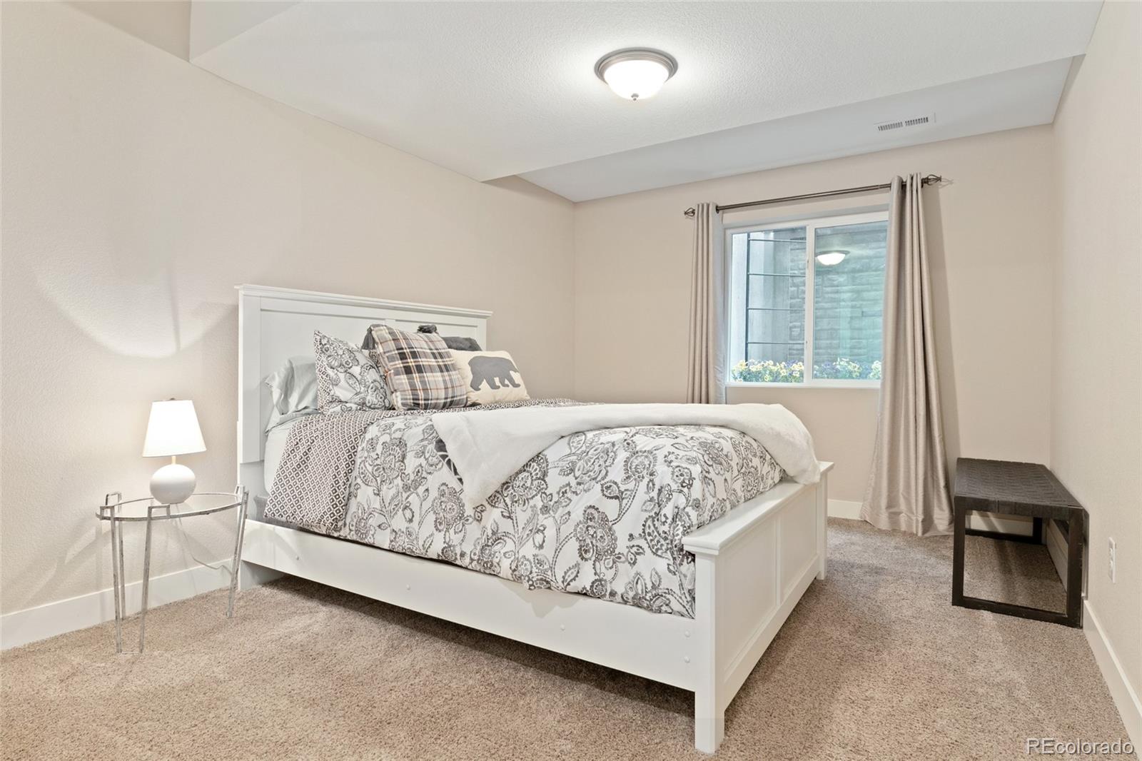 MLS Image #26 for 7602 s yakima court,aurora, Colorado