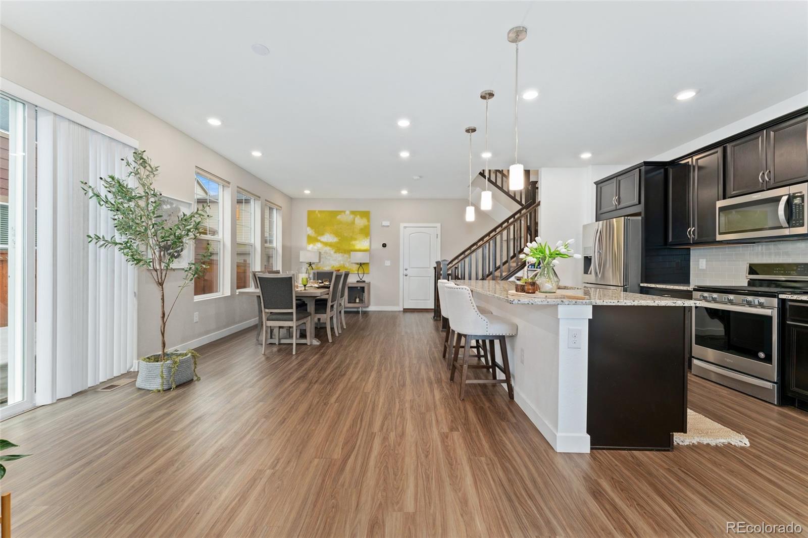 MLS Image #3 for 7602 s yakima court,aurora, Colorado