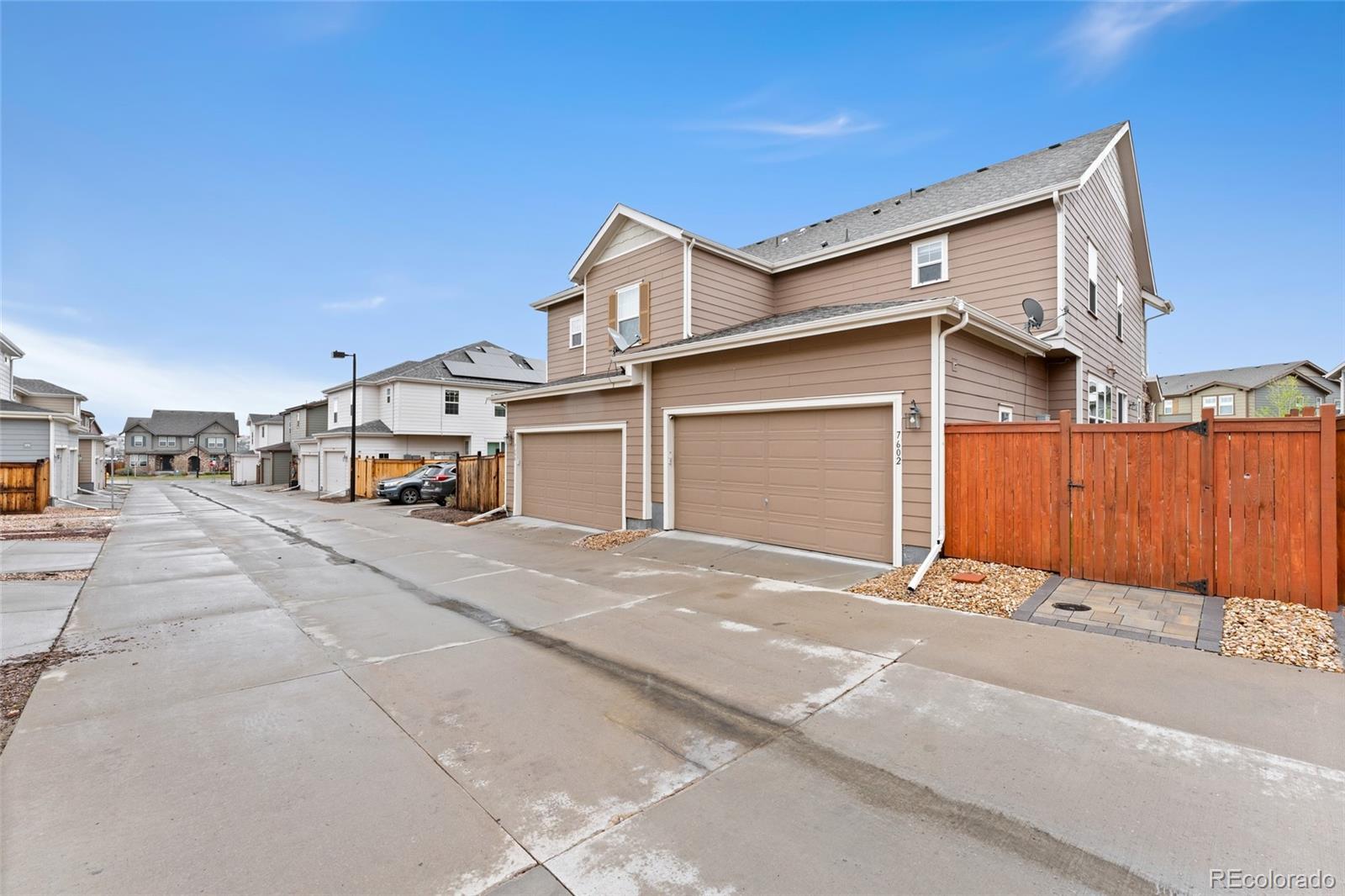 MLS Image #31 for 7602 s yakima court,aurora, Colorado