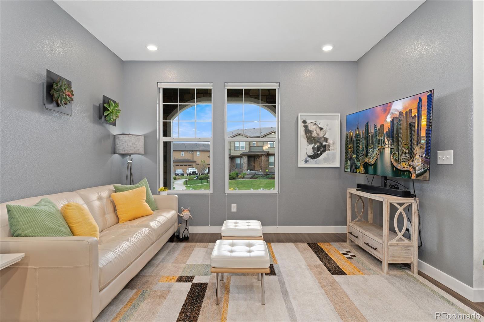 MLS Image #4 for 7602 s yakima court,aurora, Colorado
