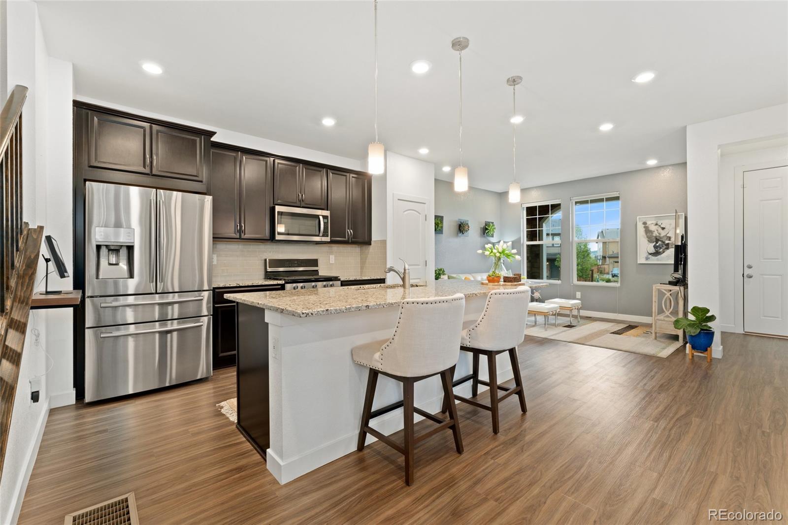 MLS Image #8 for 7602 s yakima court,aurora, Colorado