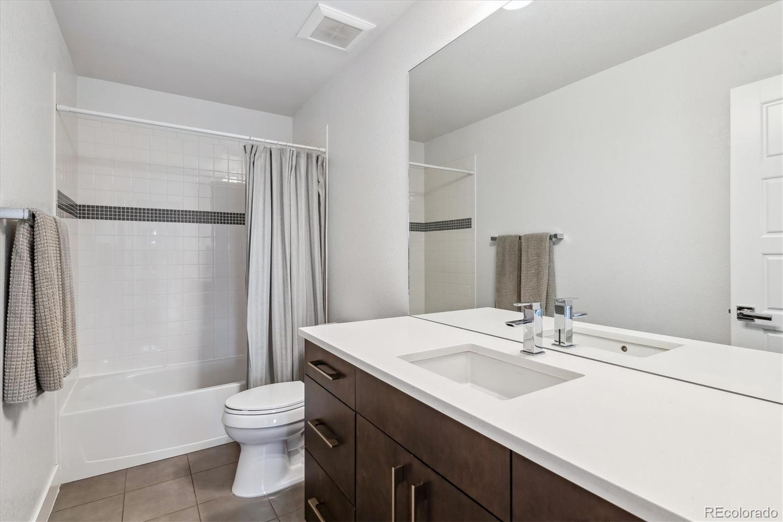 MLS Image #29 for 8565 e 50th drive,denver, Colorado