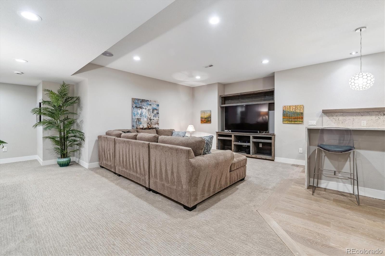MLS Image #38 for 8565 e 50th drive,denver, Colorado