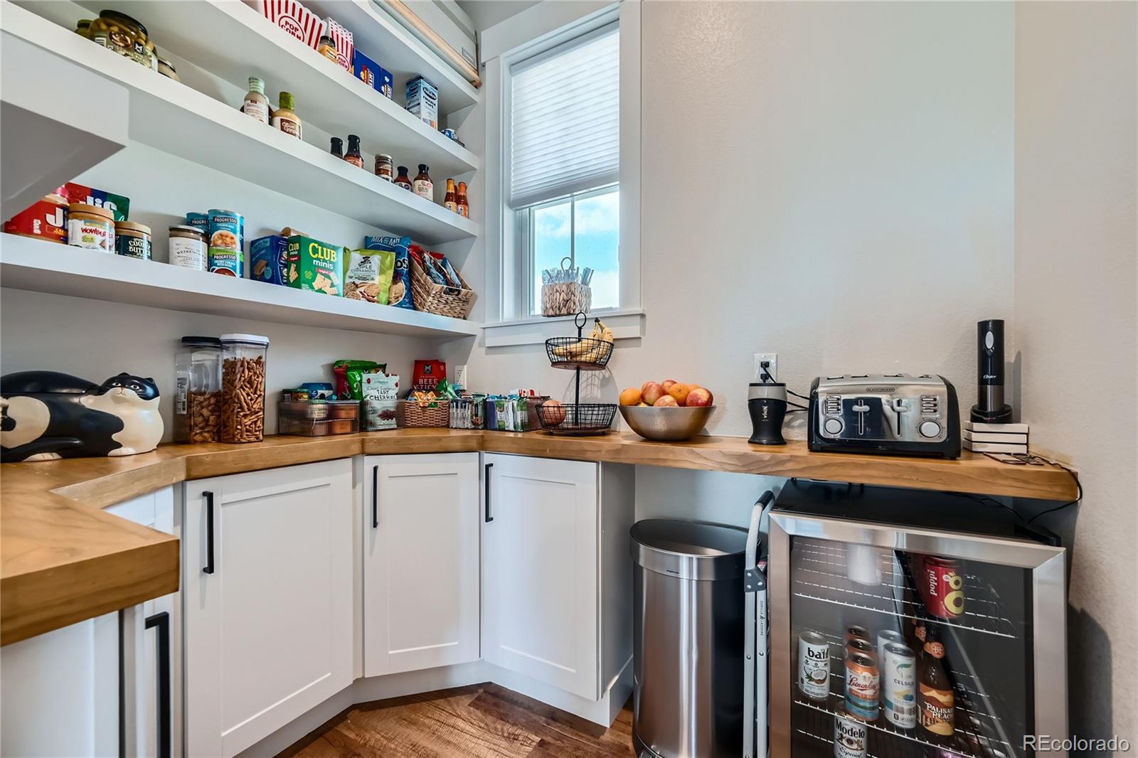 MLS Image #13 for 27927  hopi trail,loveland, Colorado