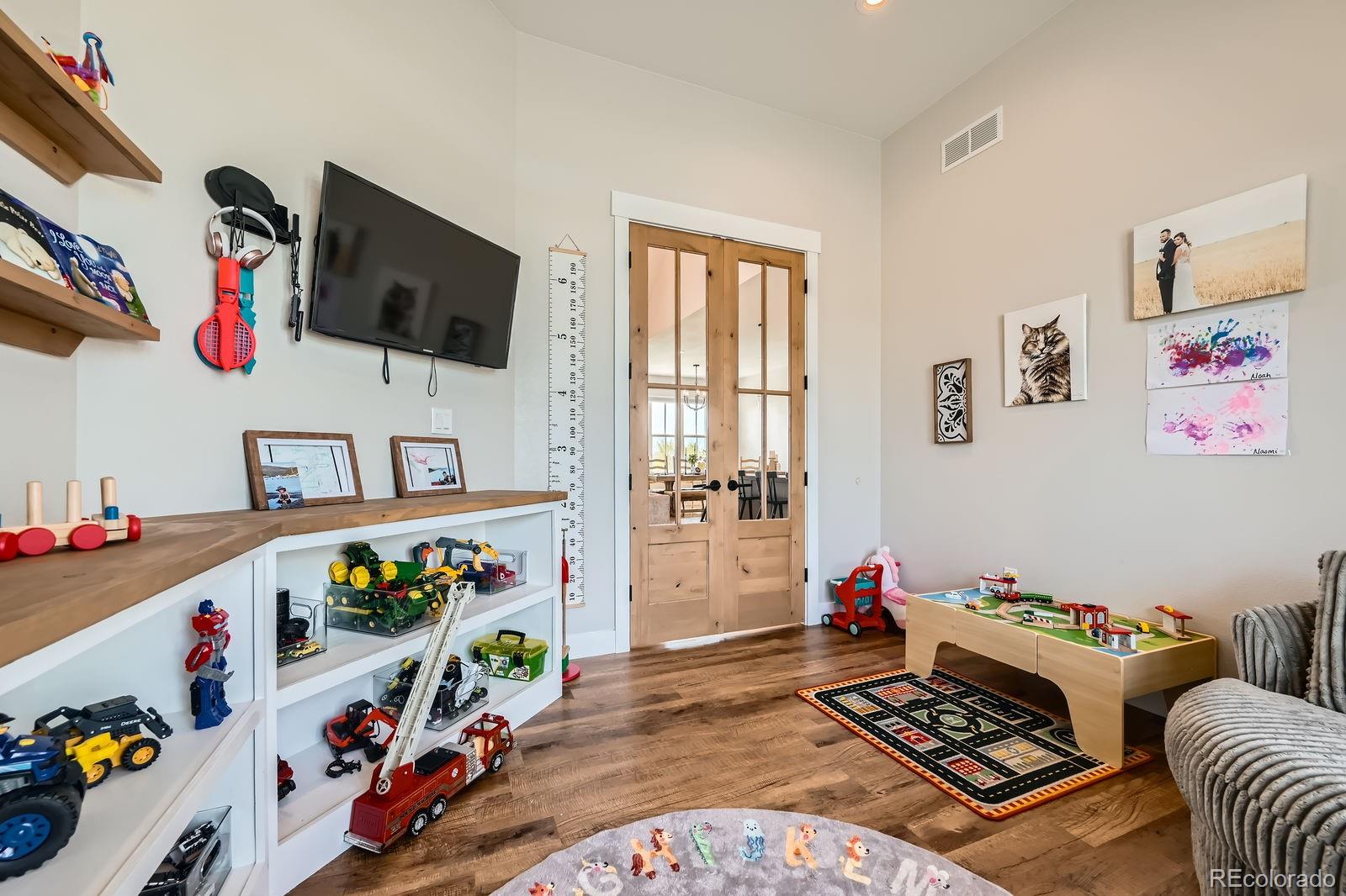 MLS Image #23 for 27927  hopi trail,loveland, Colorado