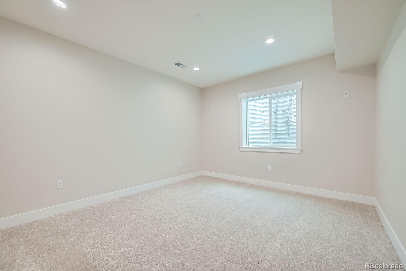 MLS Image #30 for 27927  hopi trail,loveland, Colorado