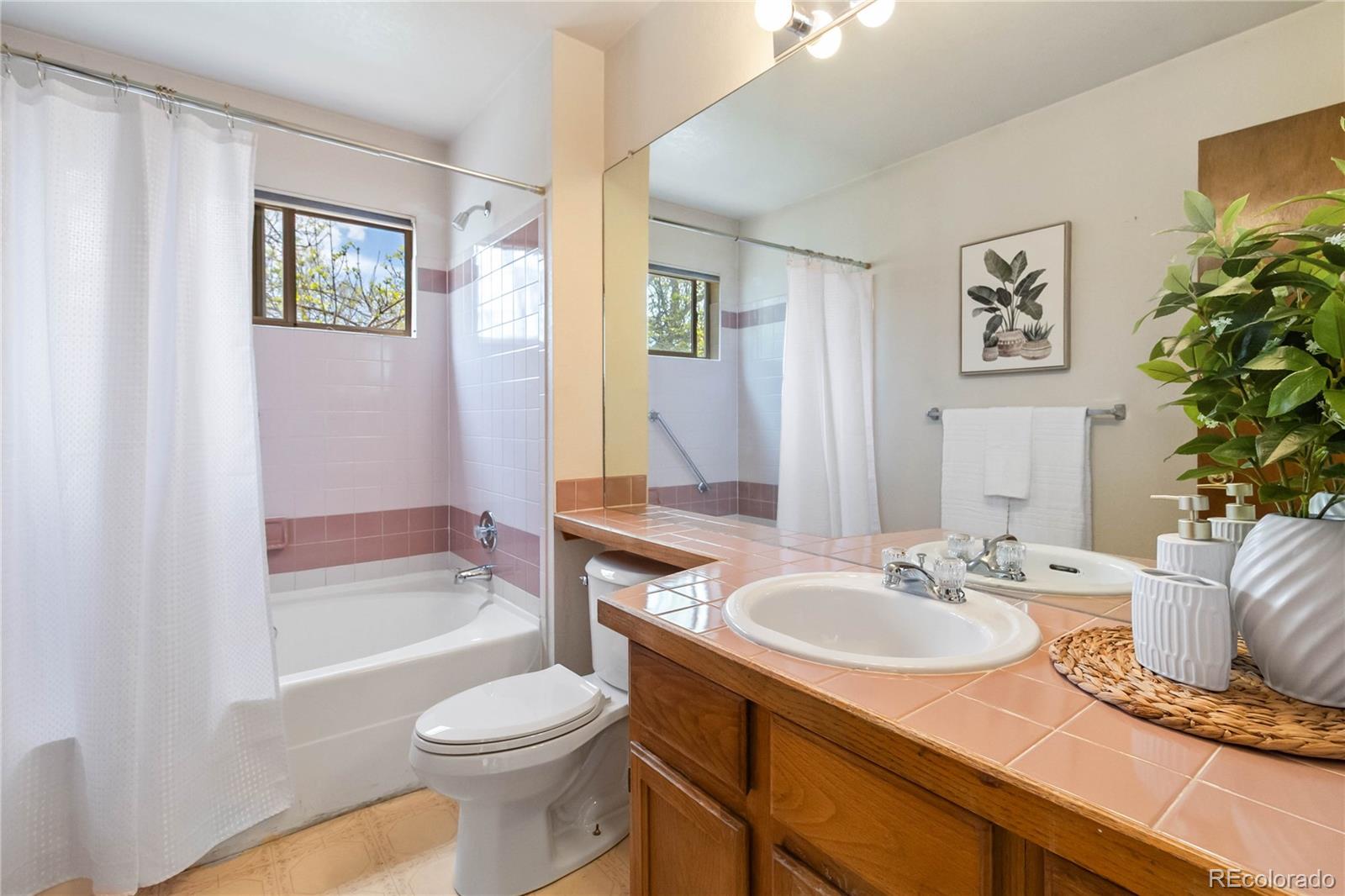 MLS Image #8 for 2136 s scranton way,aurora, Colorado