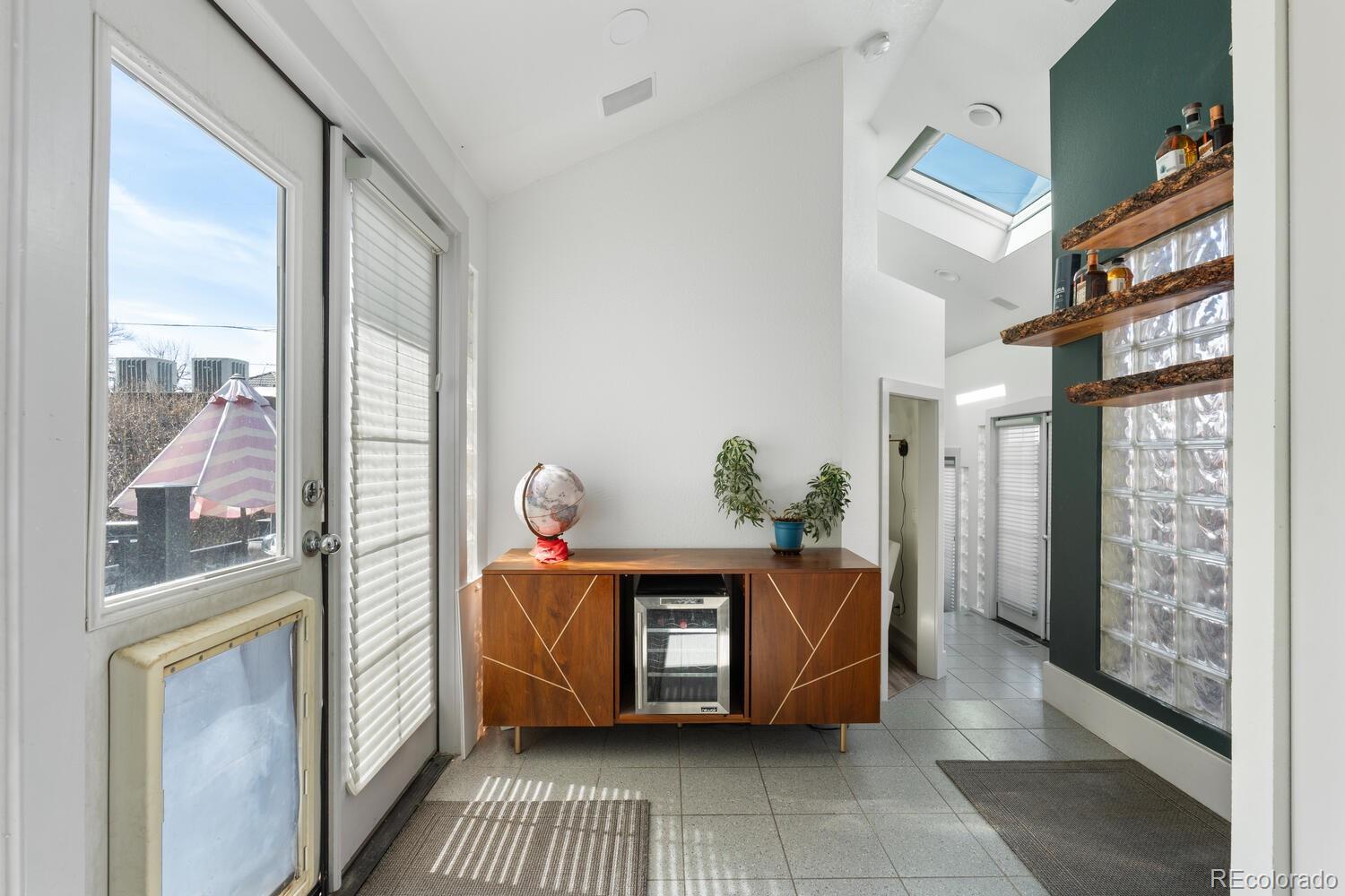 MLS Image #16 for 561  cook street,denver, Colorado