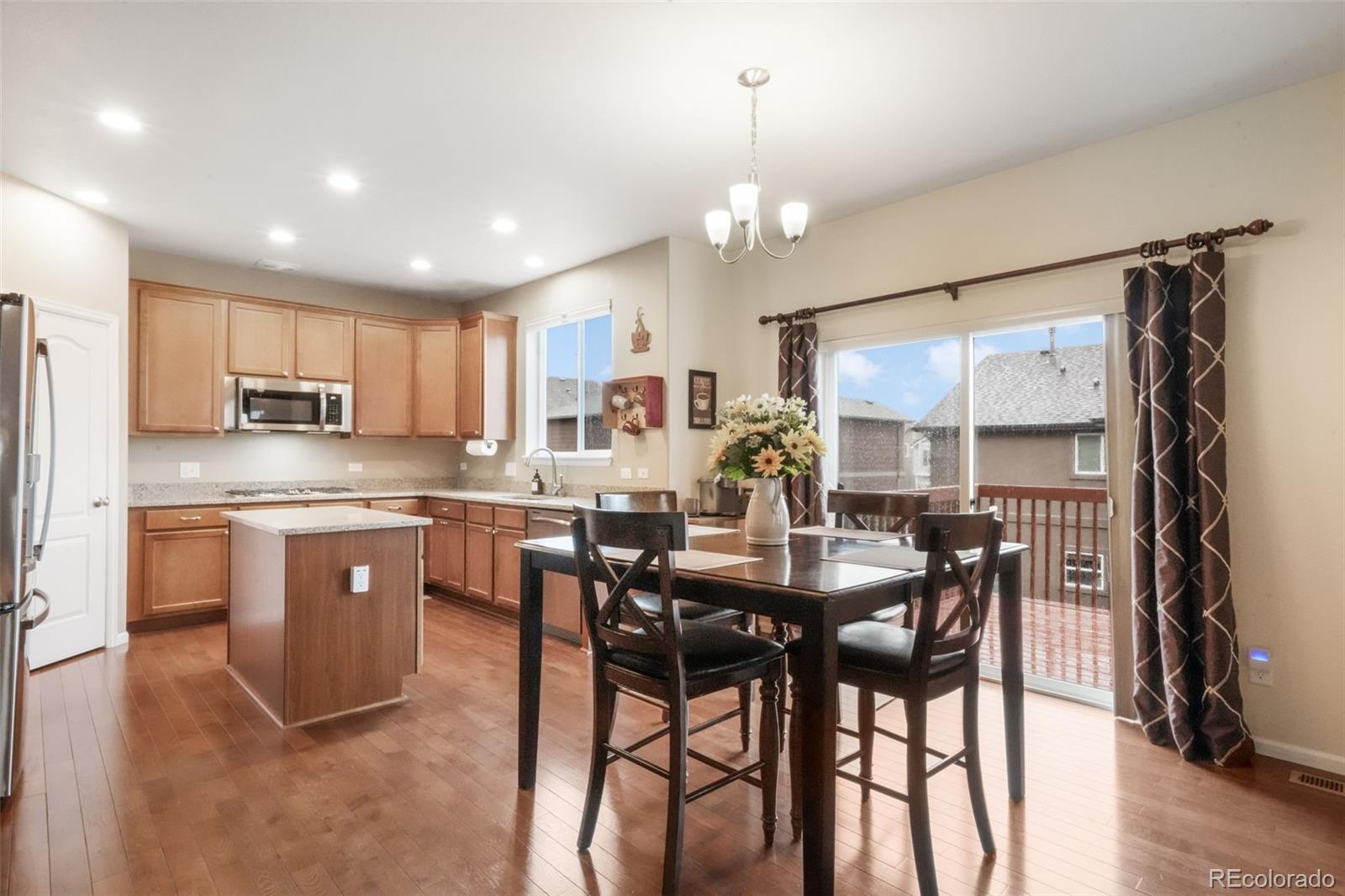 MLS Image #10 for 823  spectrum loop,colorado springs, Colorado