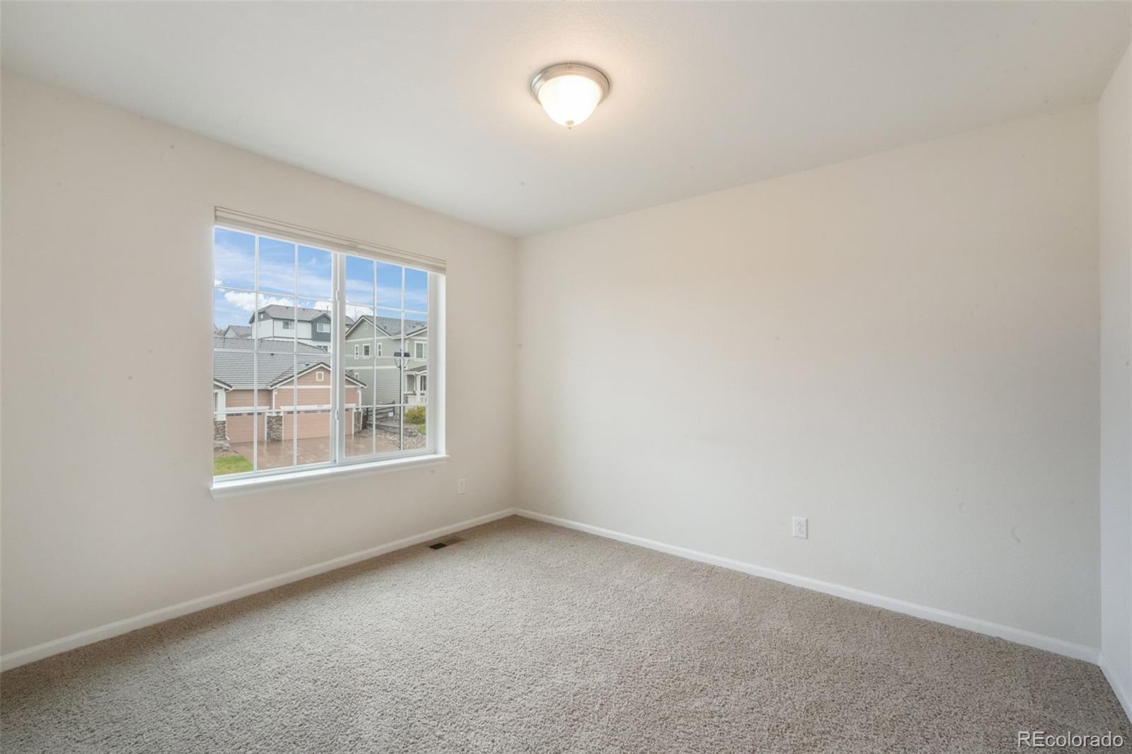 MLS Image #32 for 823  spectrum loop,colorado springs, Colorado