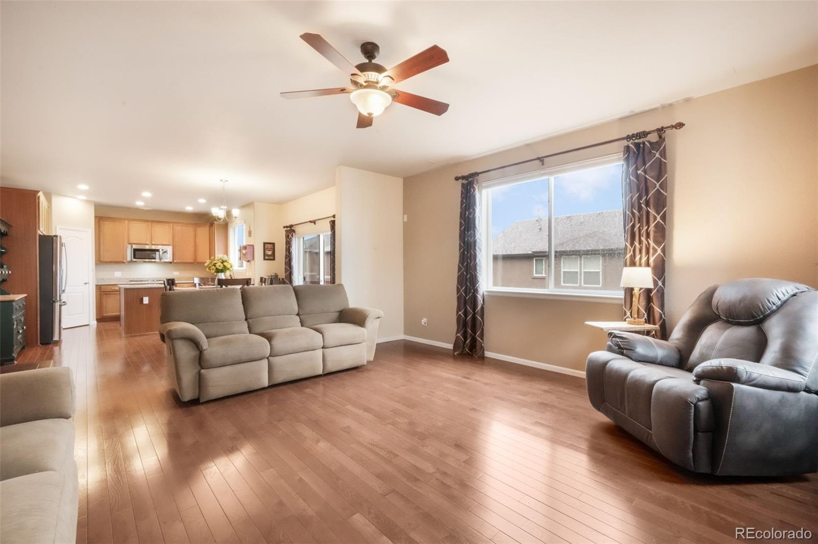 MLS Image #8 for 823  spectrum loop,colorado springs, Colorado