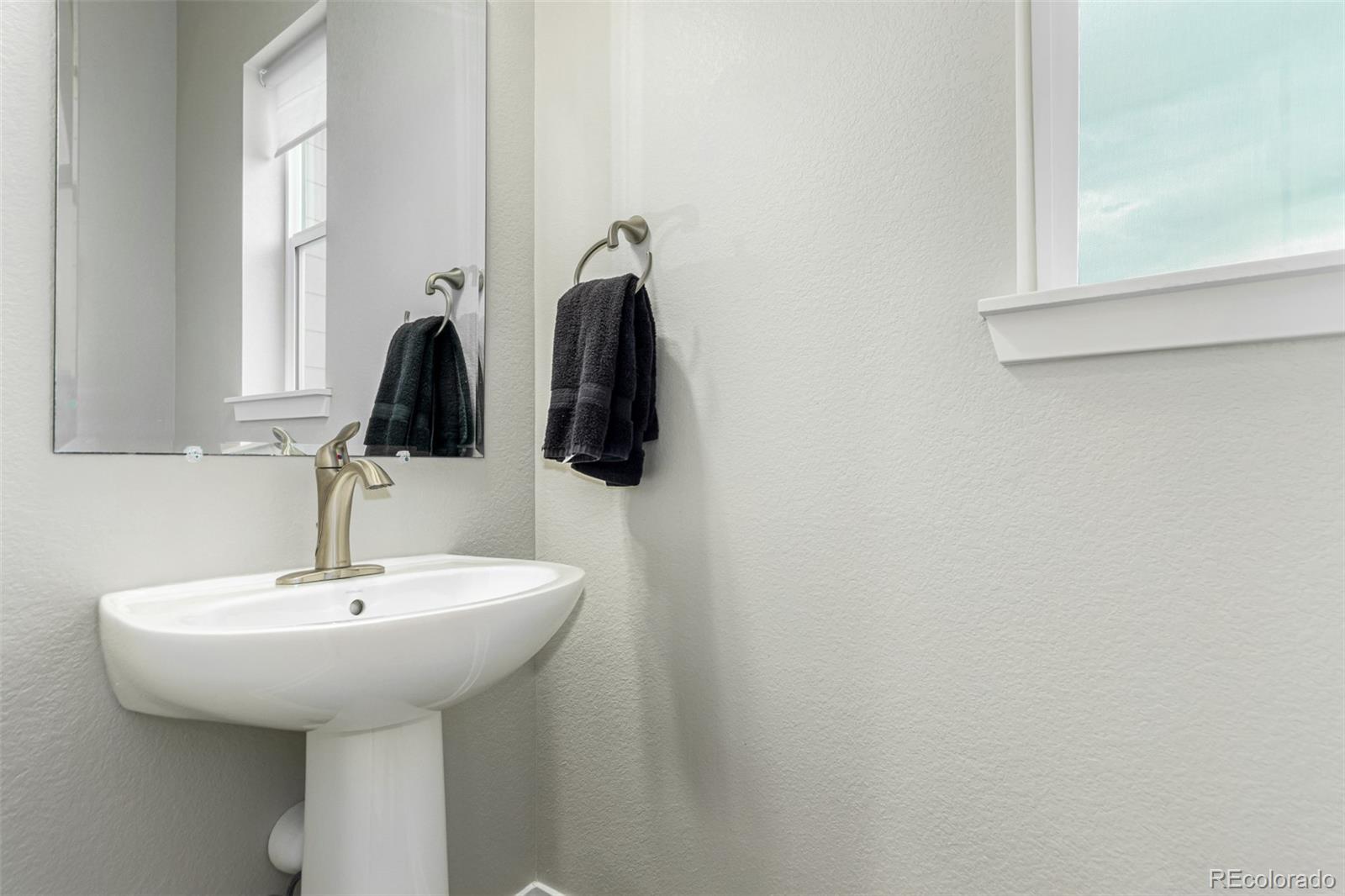 MLS Image #18 for 21492 e 60th avenue,aurora, Colorado