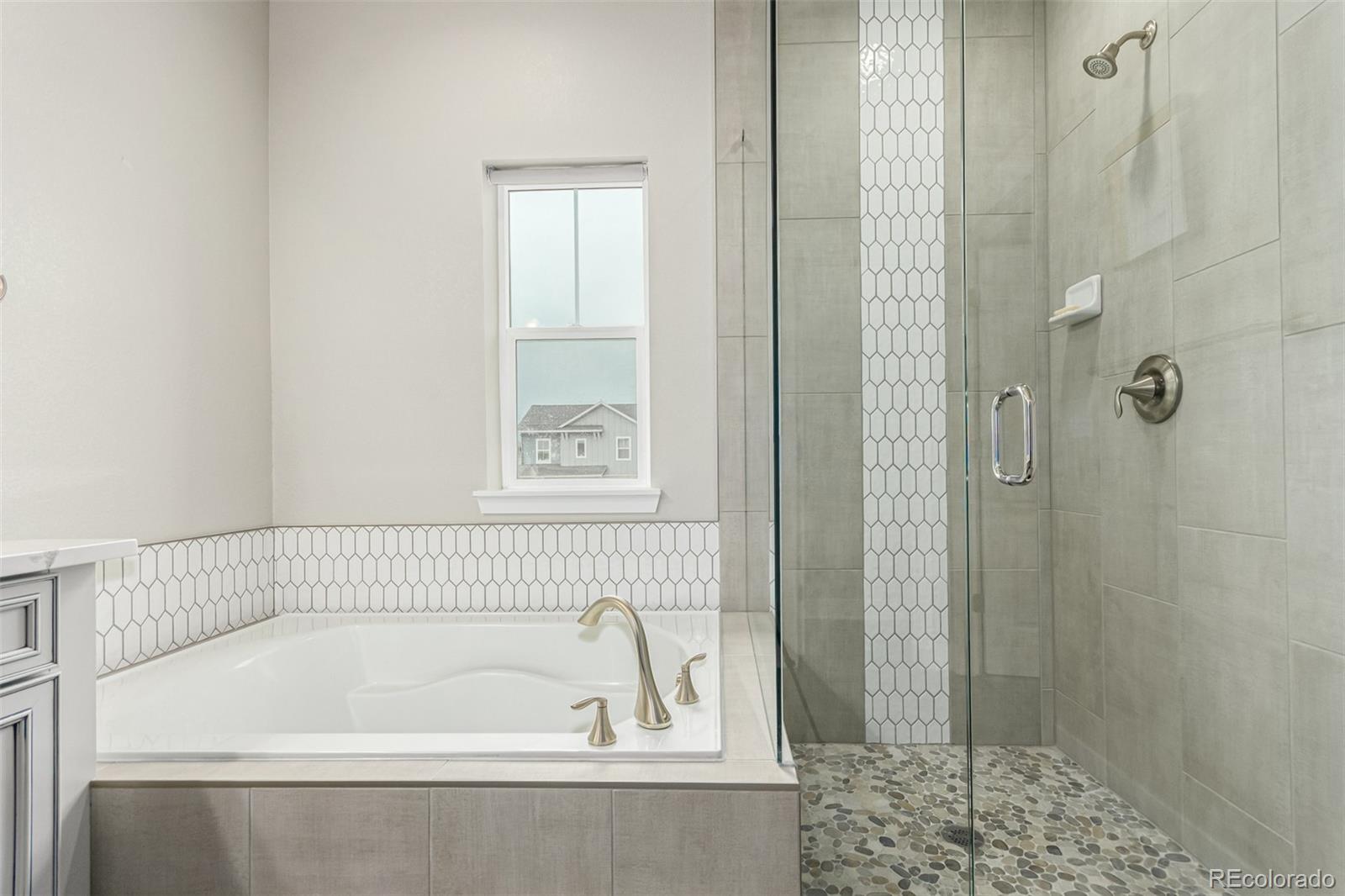 MLS Image #23 for 21492 e 60th avenue,aurora, Colorado