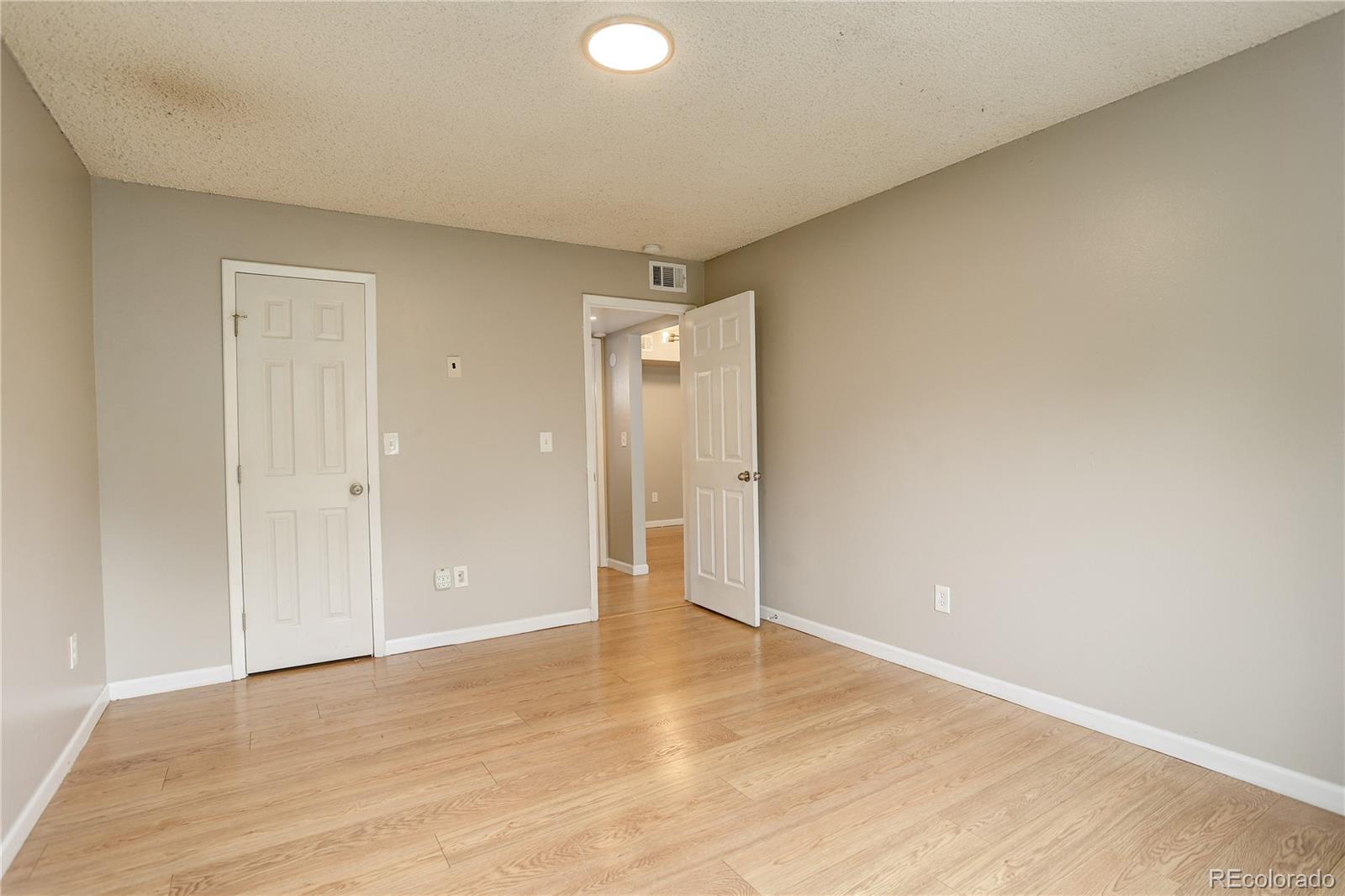 MLS Image #12 for 3550 s harlan street,denver, Colorado