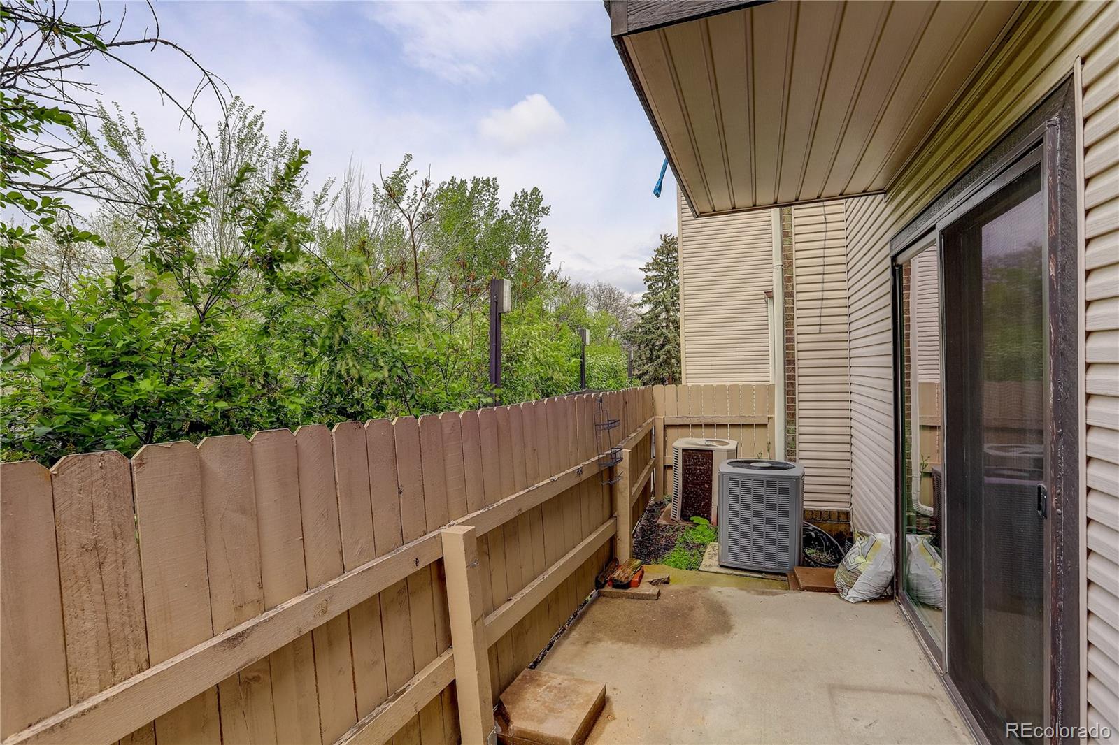 MLS Image #19 for 3550 s harlan street,denver, Colorado
