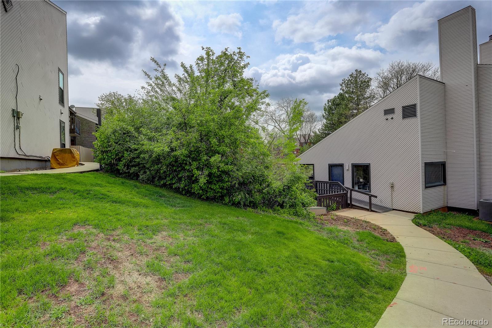 MLS Image #22 for 3550 s harlan street,denver, Colorado