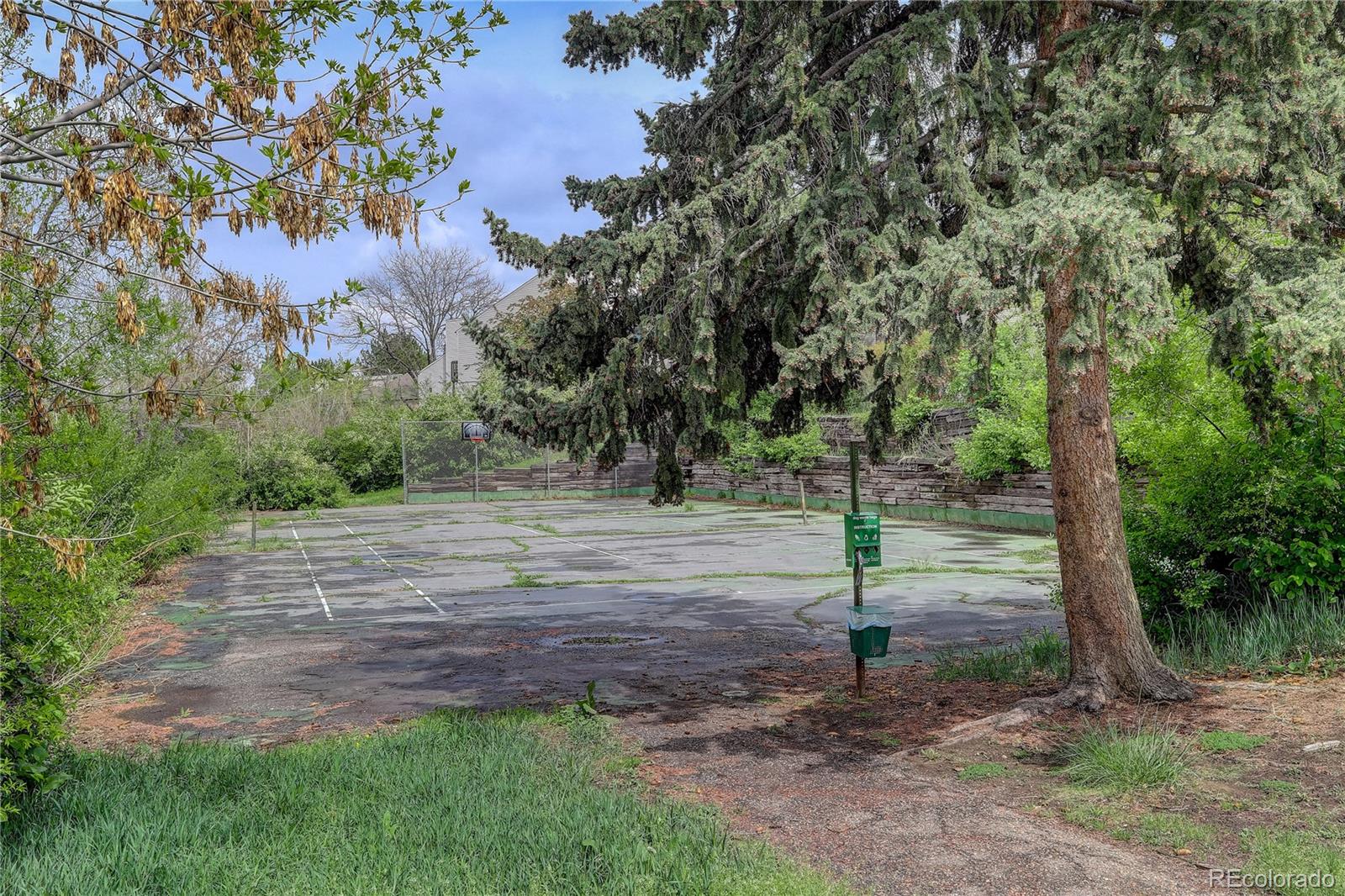 MLS Image #23 for 3550 s harlan street,denver, Colorado
