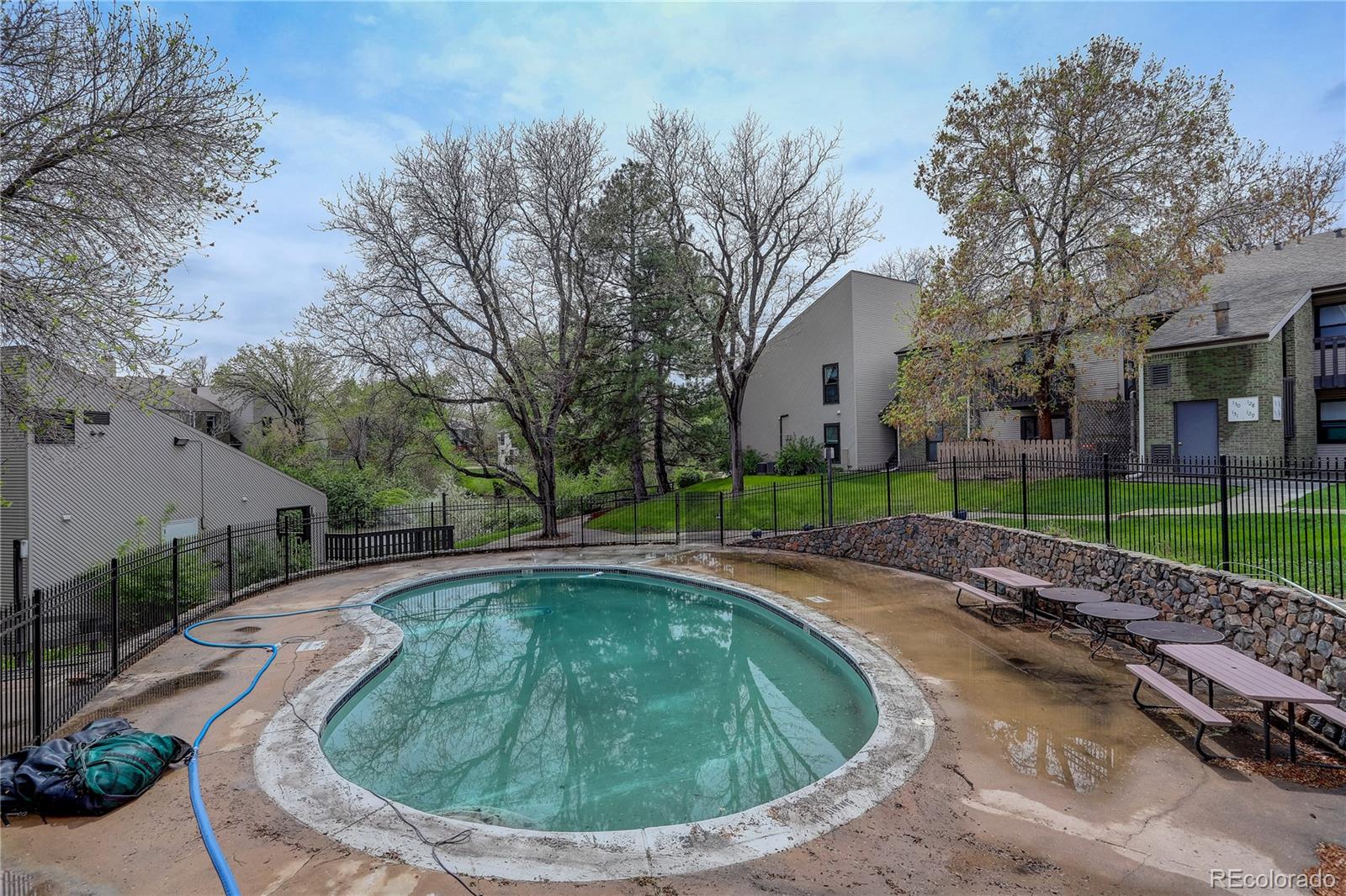 MLS Image #25 for 3550 s harlan street,denver, Colorado