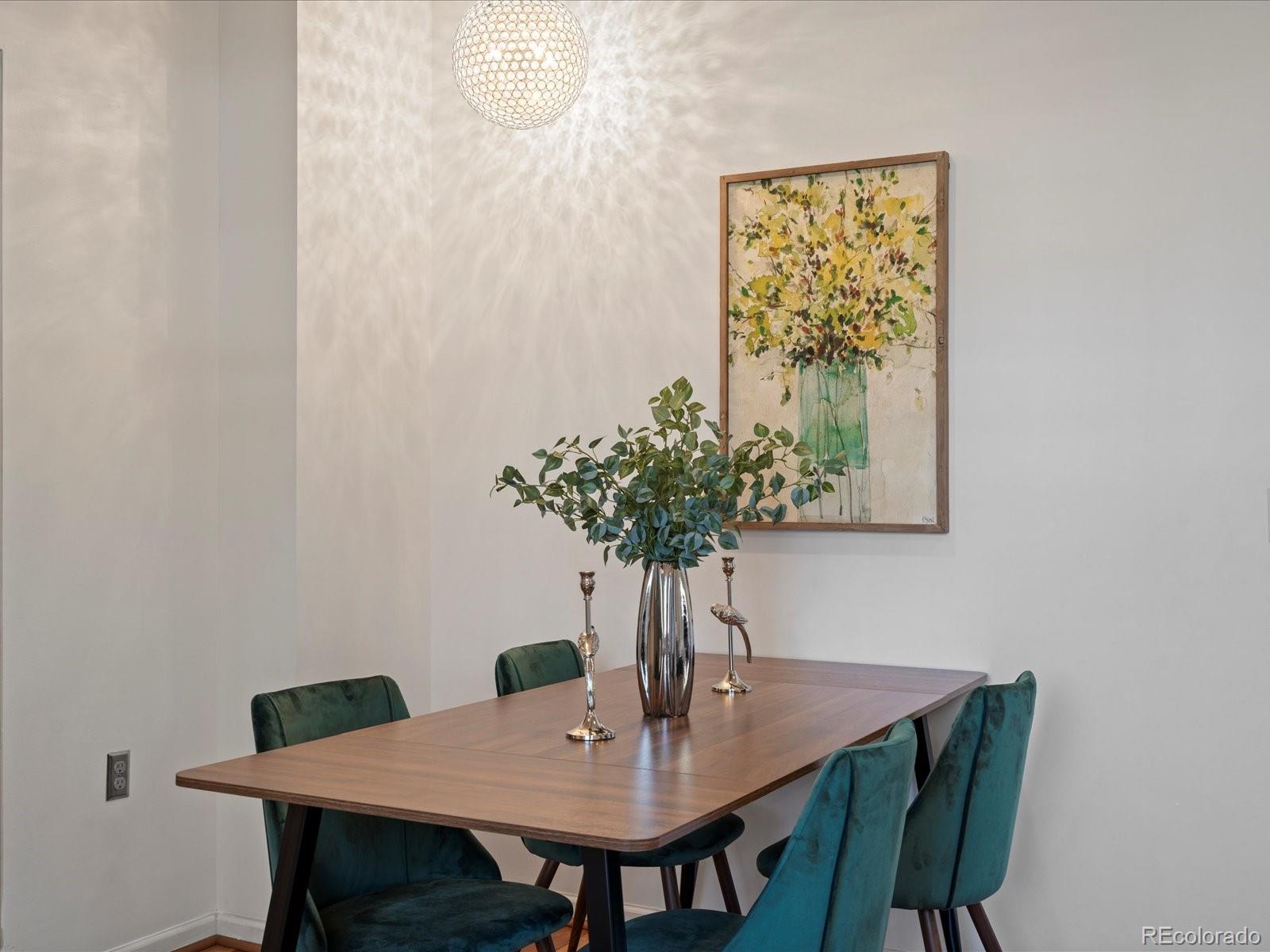 MLS Image #12 for 975 n lincoln street,denver, Colorado