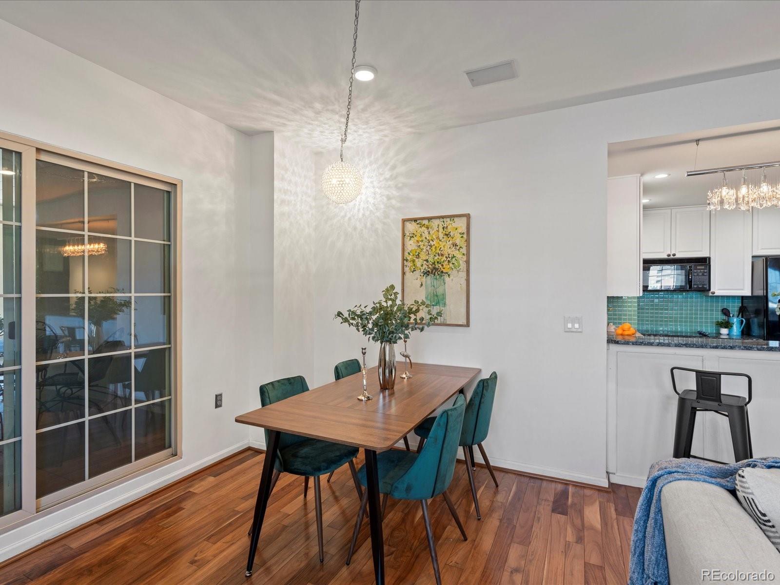 MLS Image #34 for 975 n lincoln street,denver, Colorado