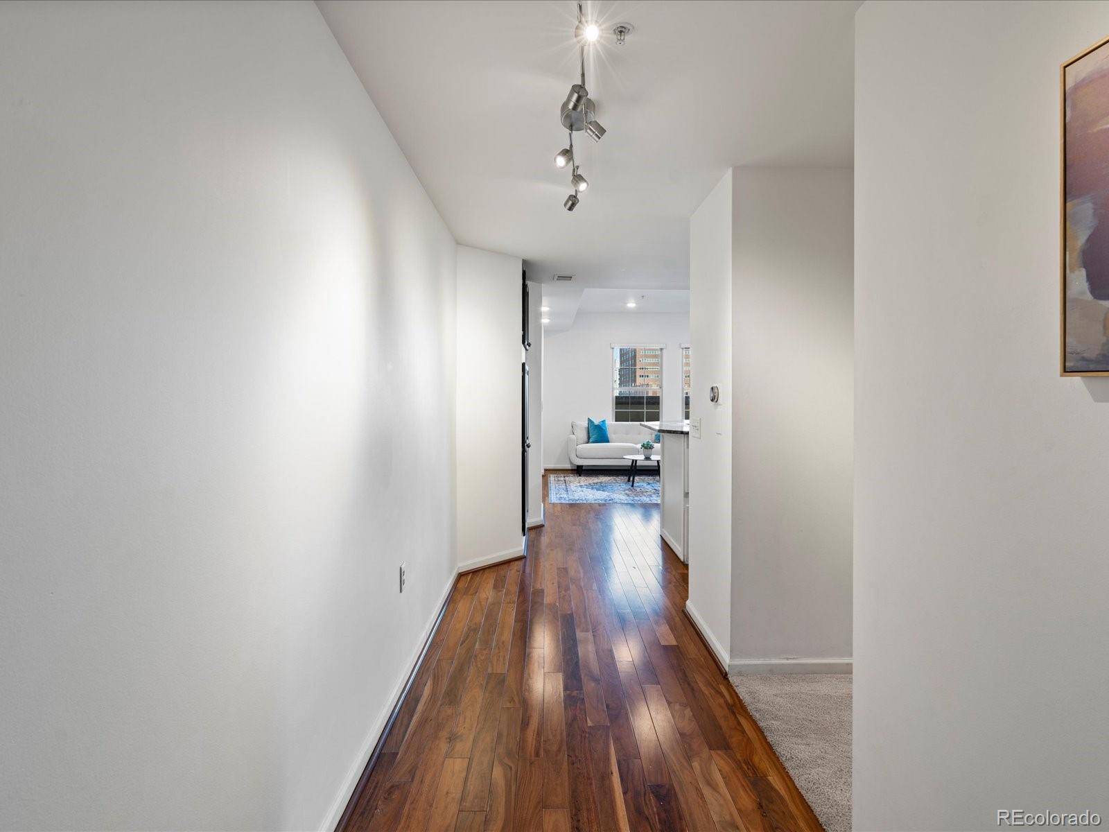 MLS Image #46 for 975 n lincoln street,denver, Colorado