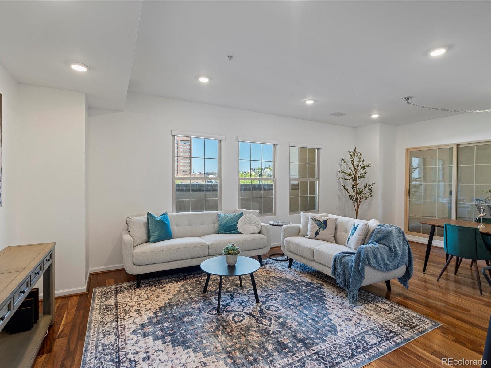 MLS Image #8 for 975 n lincoln street,denver, Colorado