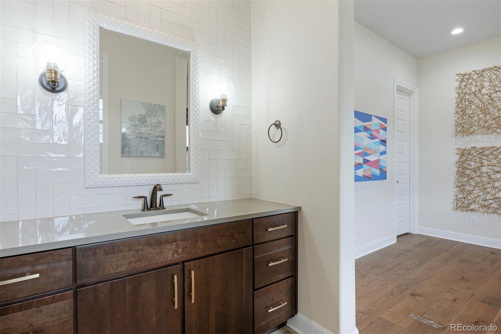 MLS Image #37 for 27381 e lakeview drive,aurora, Colorado